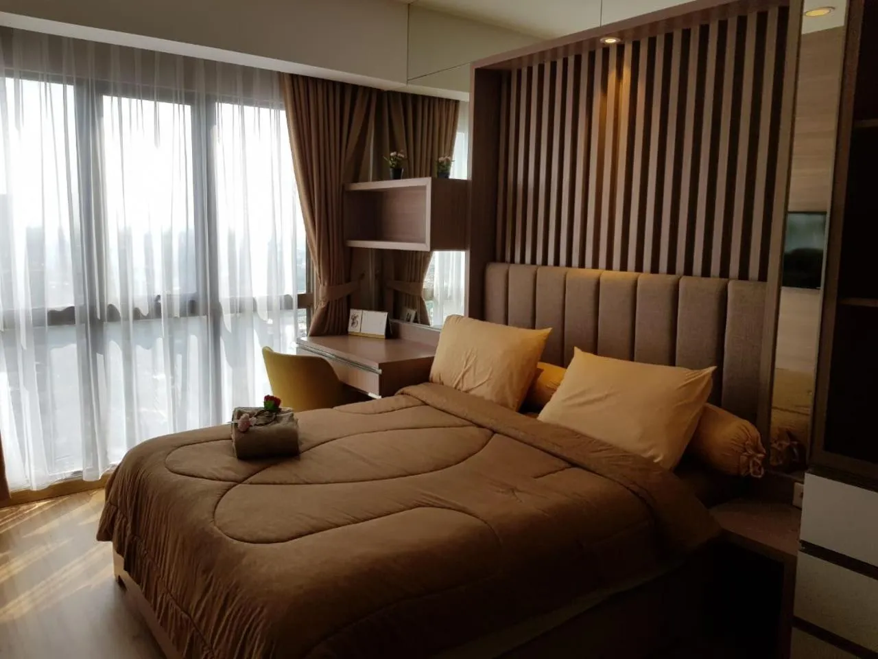 Bed in M-Town Signature Gading Serpong by J`s Luxury Apartment