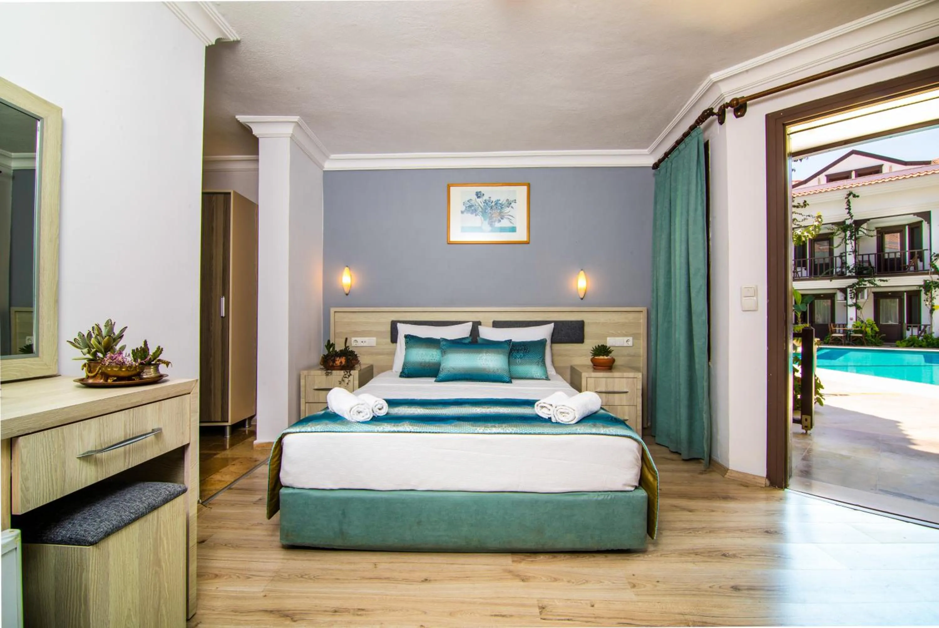 Photo of the whole room, Bed in Dalyan Hotel Nish Caria