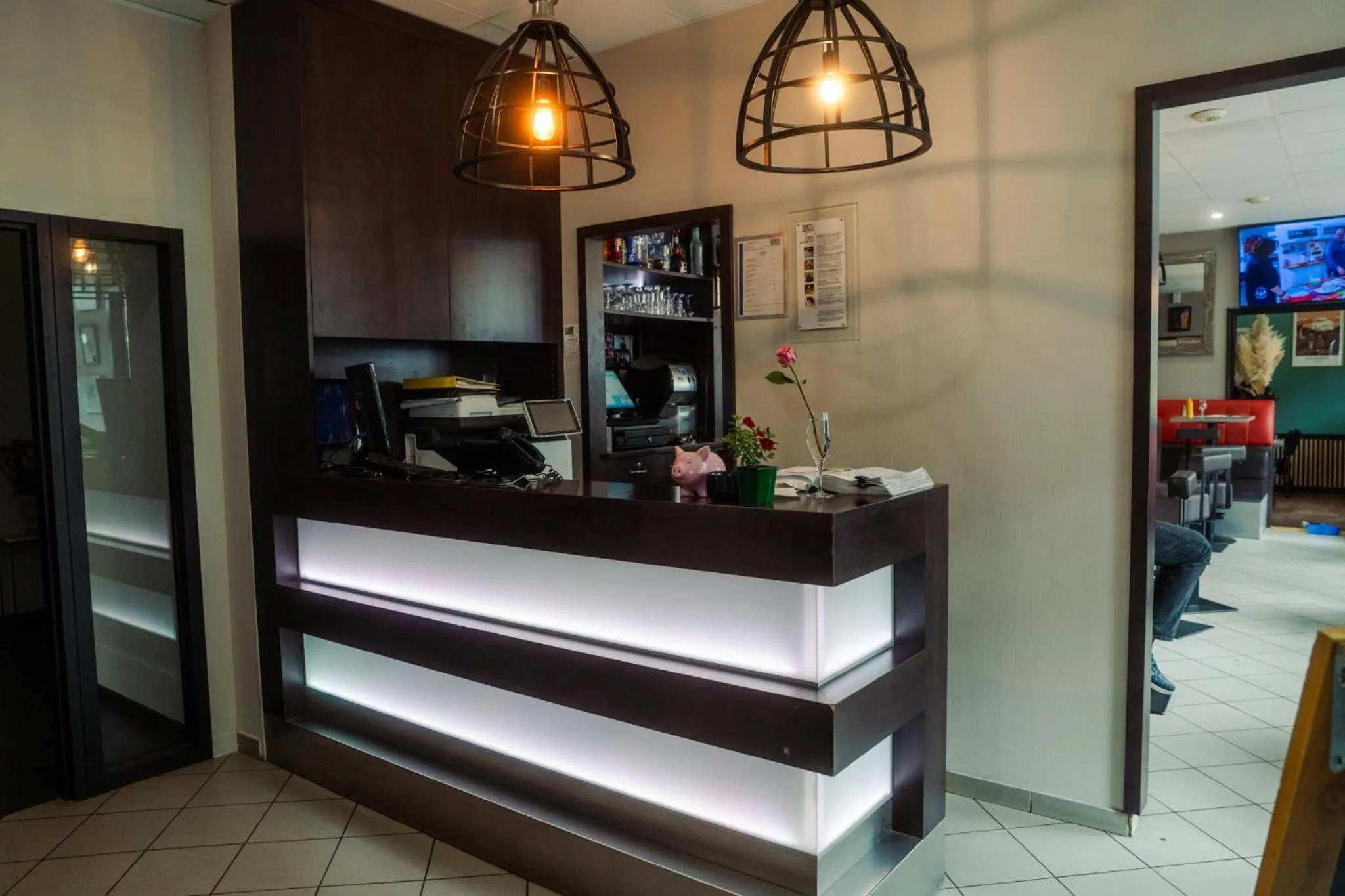 Facade/entrance in LOGIS -Hotel & Restaurant de la Place