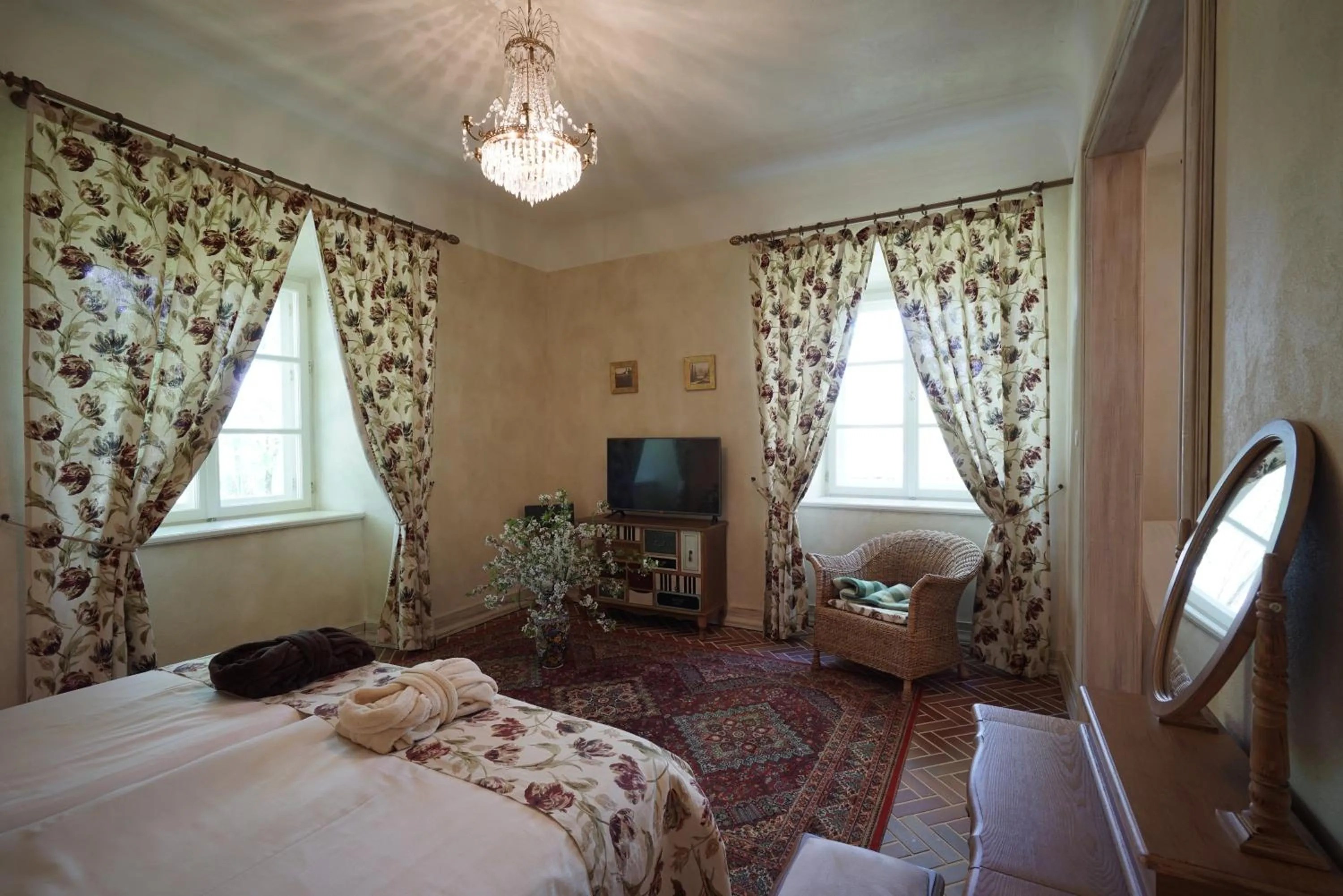 Photo of the whole room, Bed in Liepupe Manor