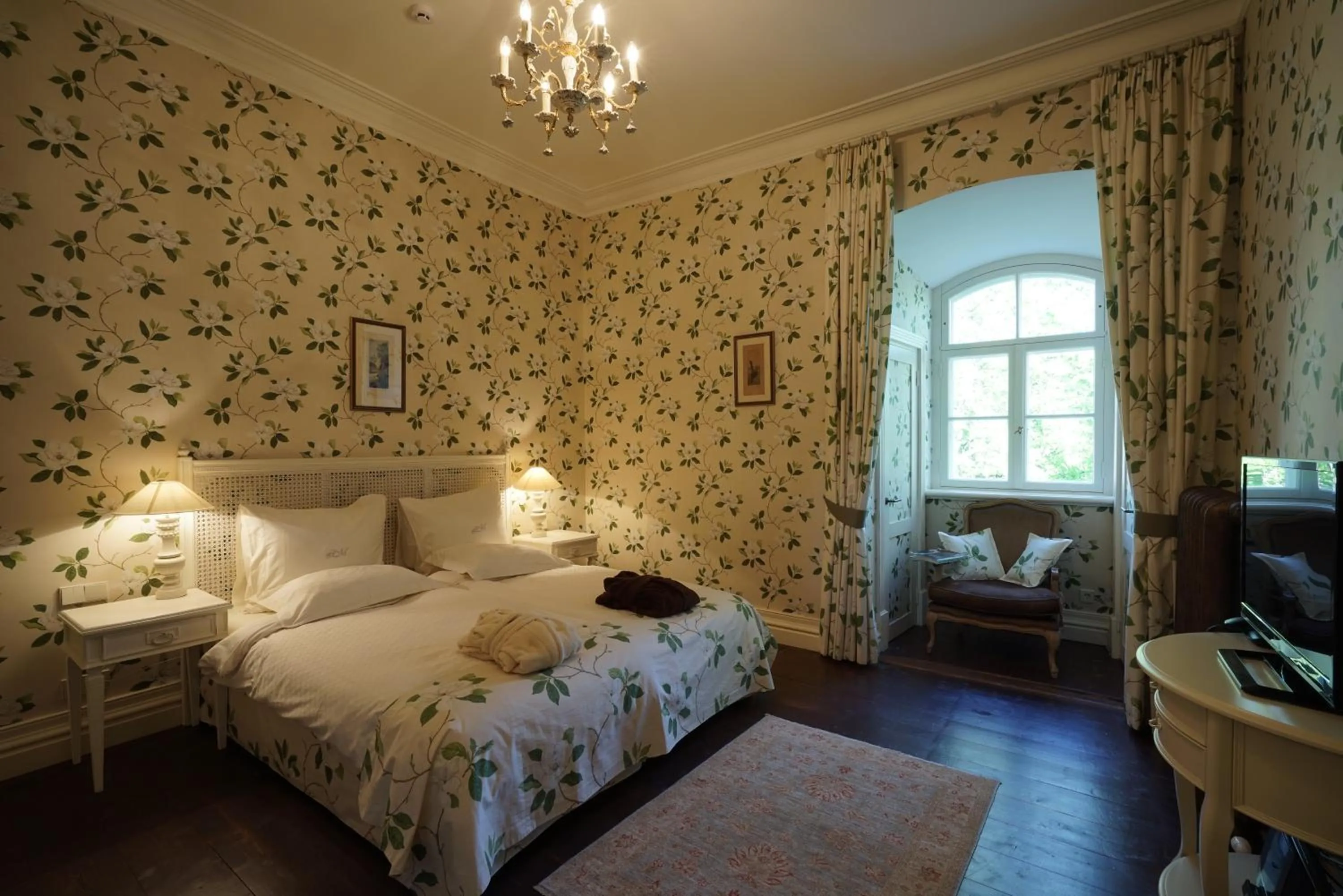 Photo of the whole room, Bed in Liepupe Manor