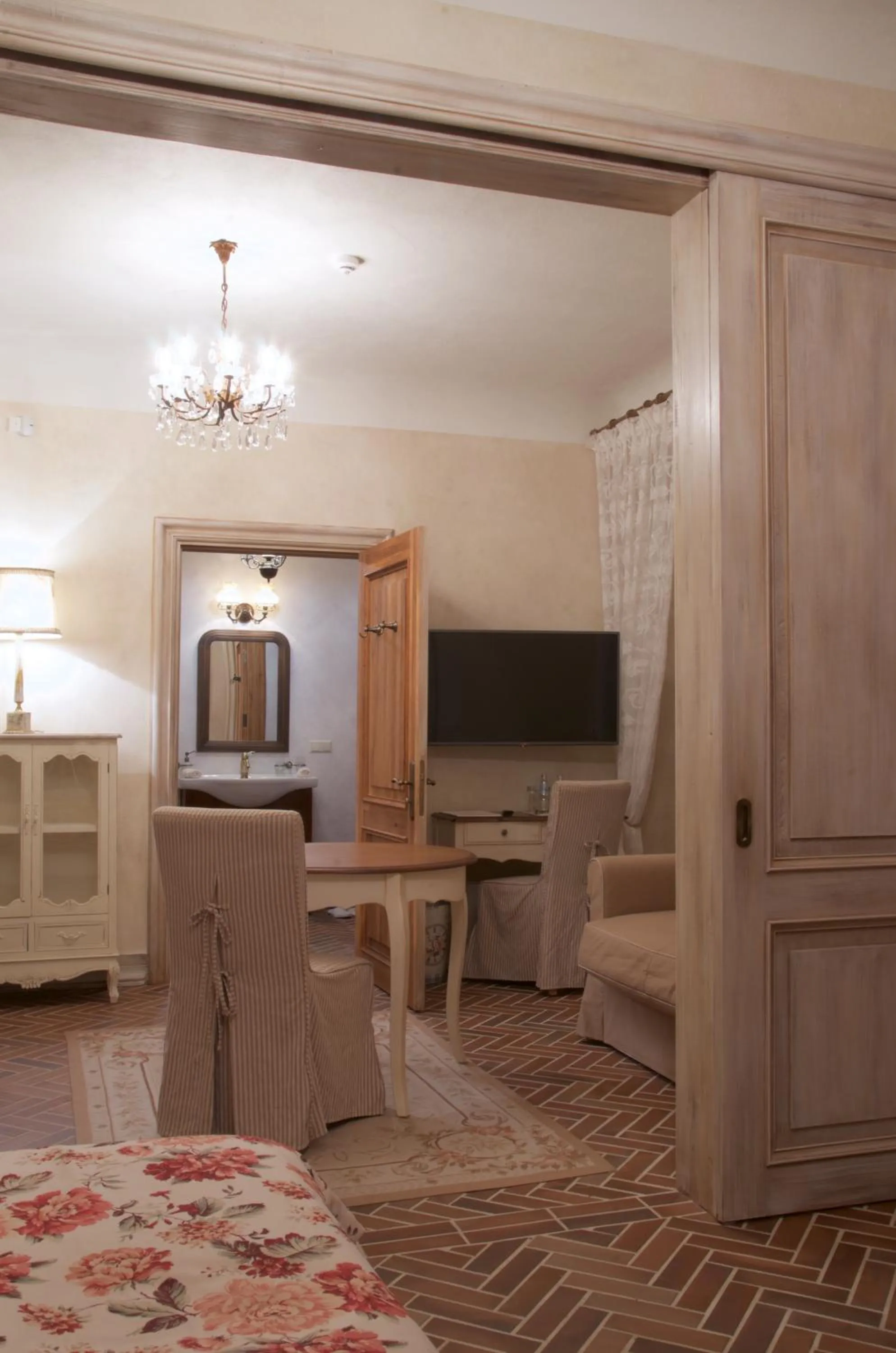 Photo of the whole room, Bed in Liepupe Manor