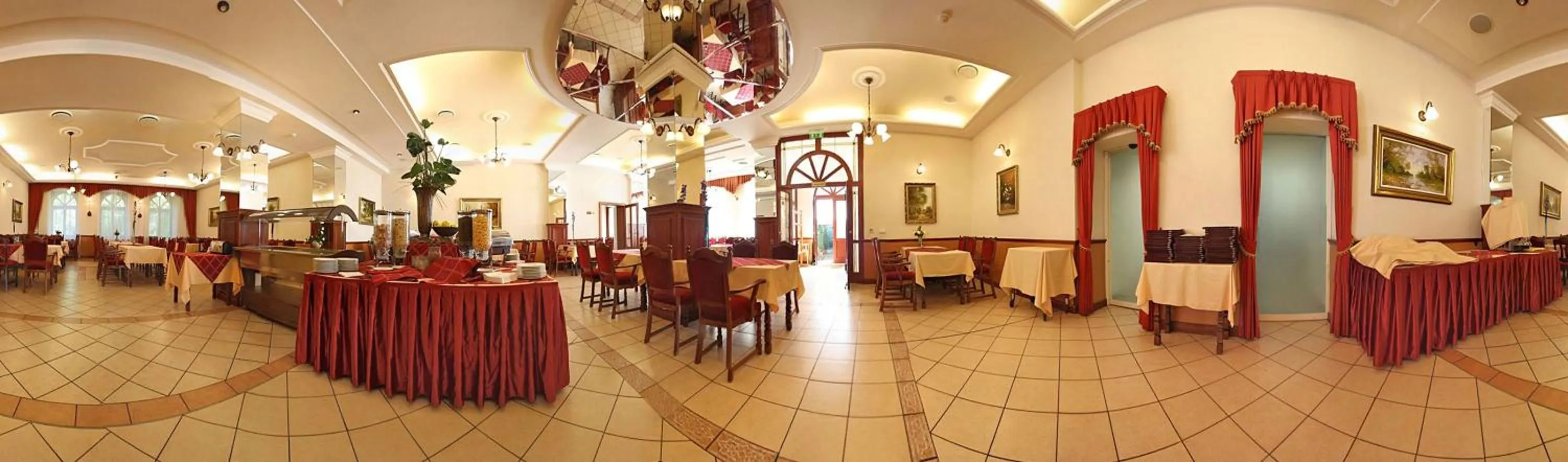 Restaurant/places to eat in Geréby Kúria Hotel és Lovasudvar