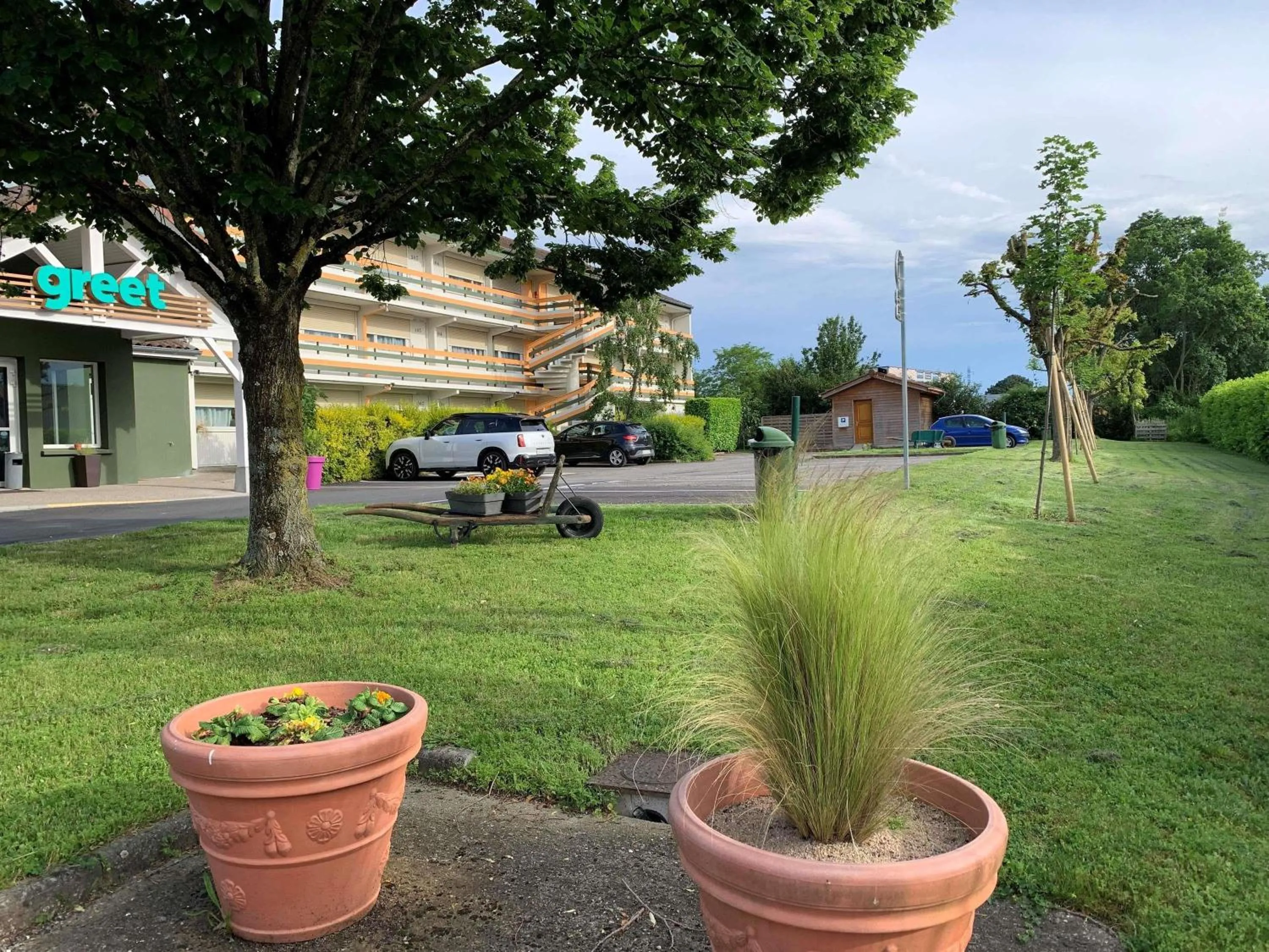 Property building in greet Hotel Belleville en Beaujolais A6