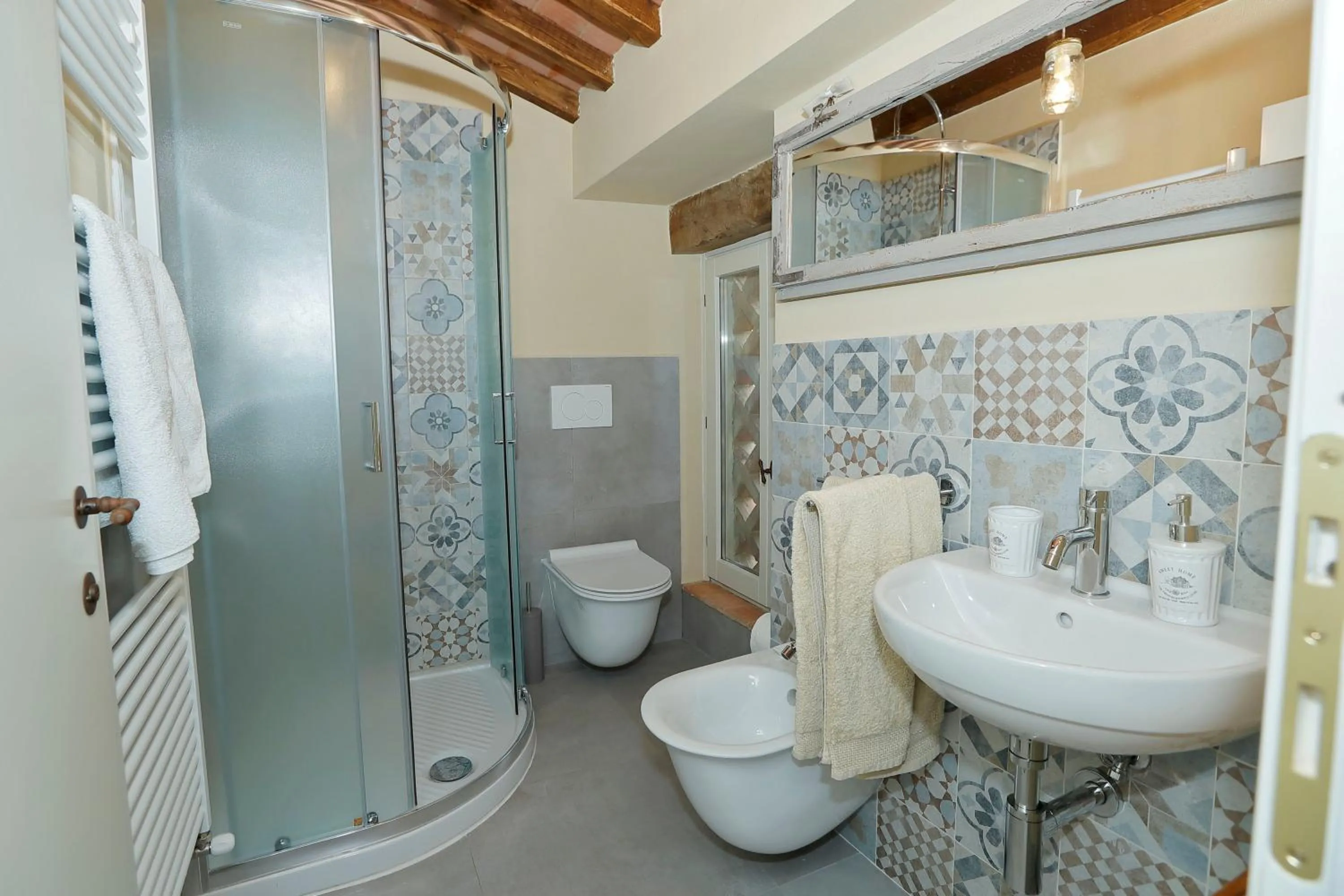 Shower in B&B CASAGRANDE