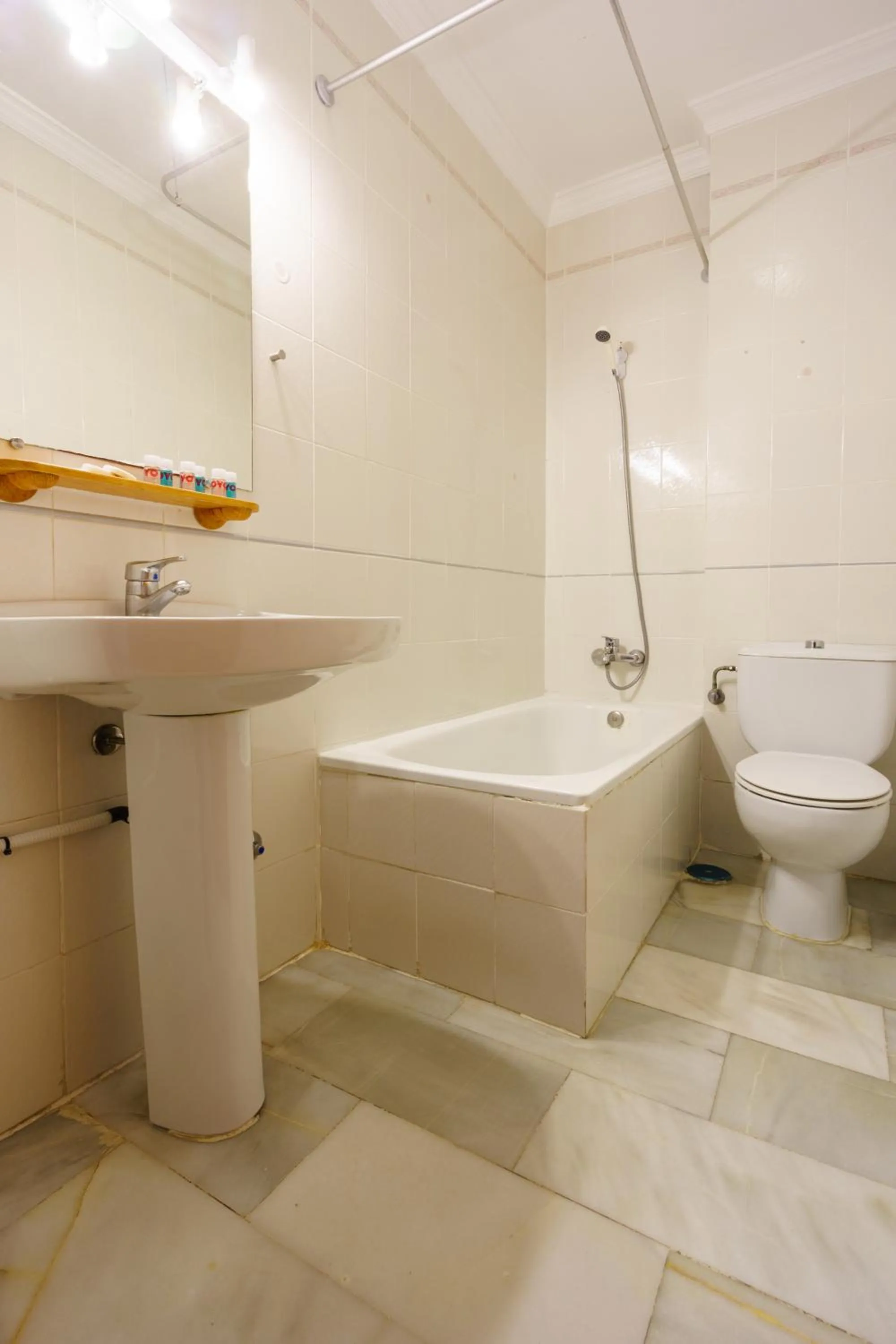 Bathroom in Apartamentos Pepe Mesa