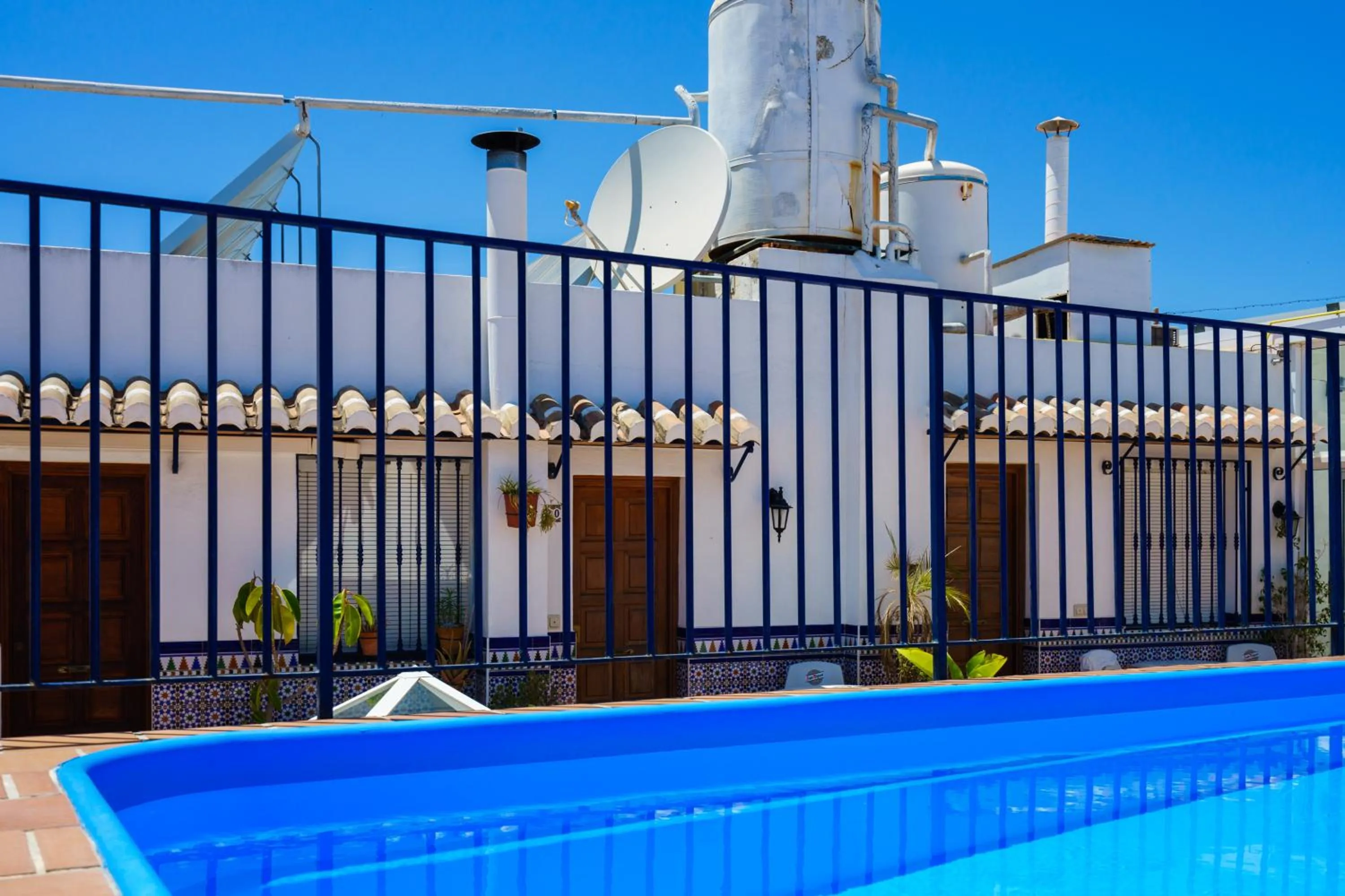 Swimming pool in Apartamentos Pepe Mesa