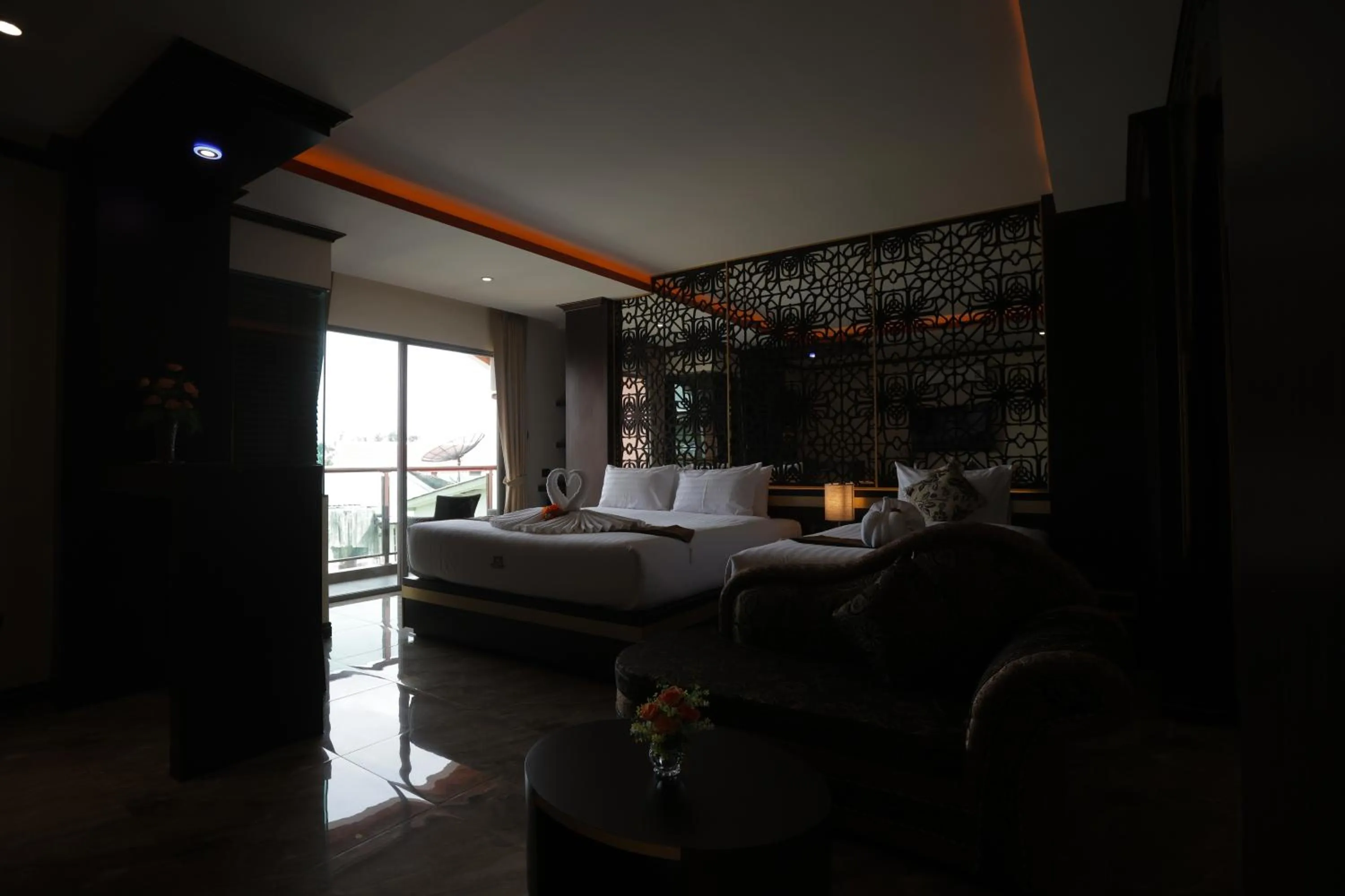 Seating area, Bed in BAB ALHARA HOTEL