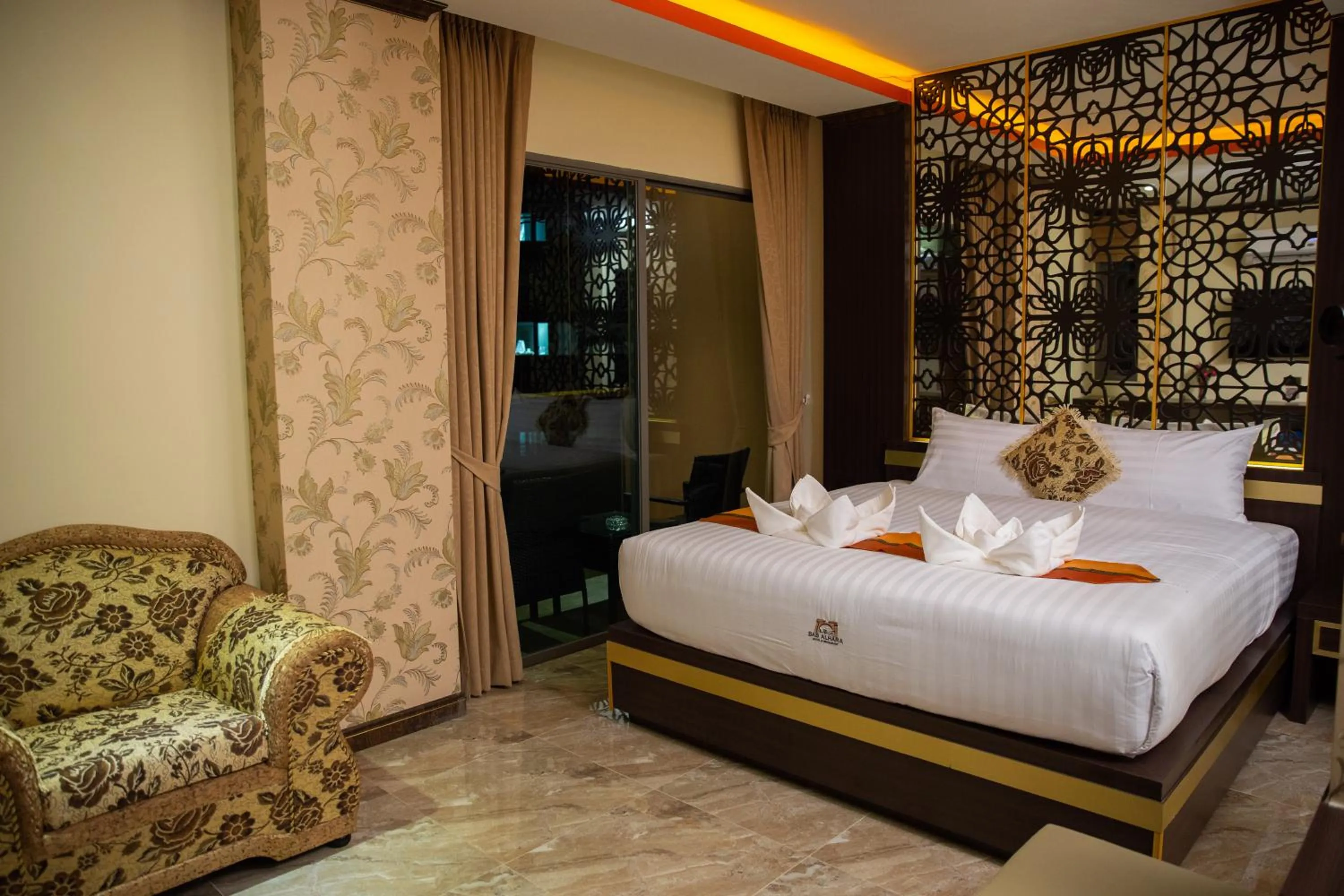 Bed in BAB ALHARA HOTEL