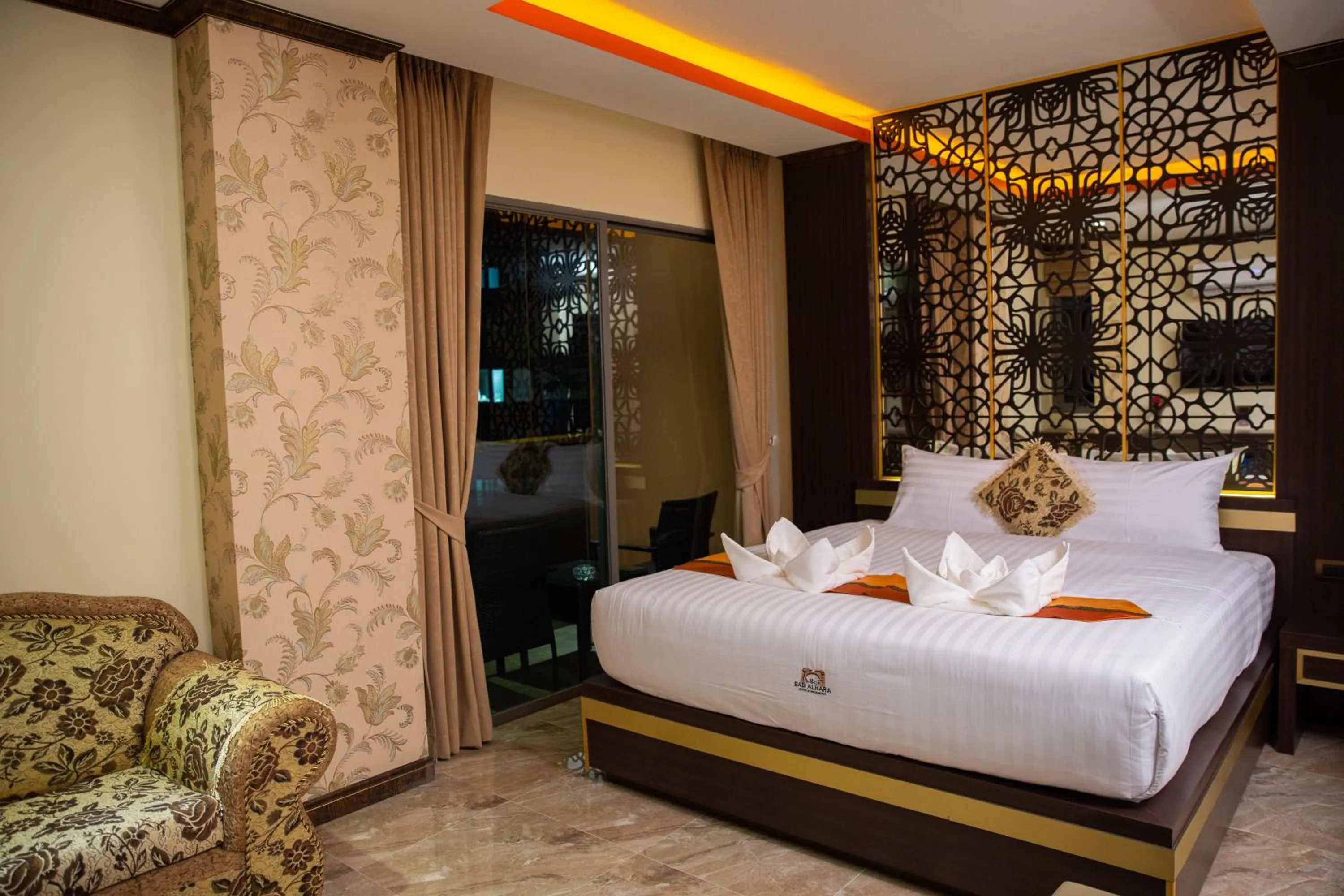 Bed in BAB ALHARA HOTEL