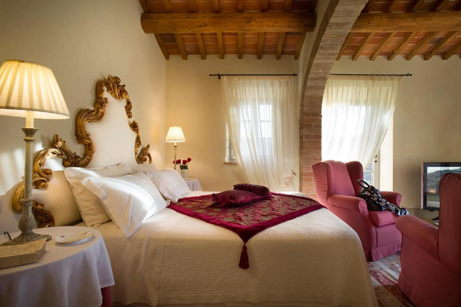 Bedroom, Bed in Villa San Sanino - Relais in Tuscany