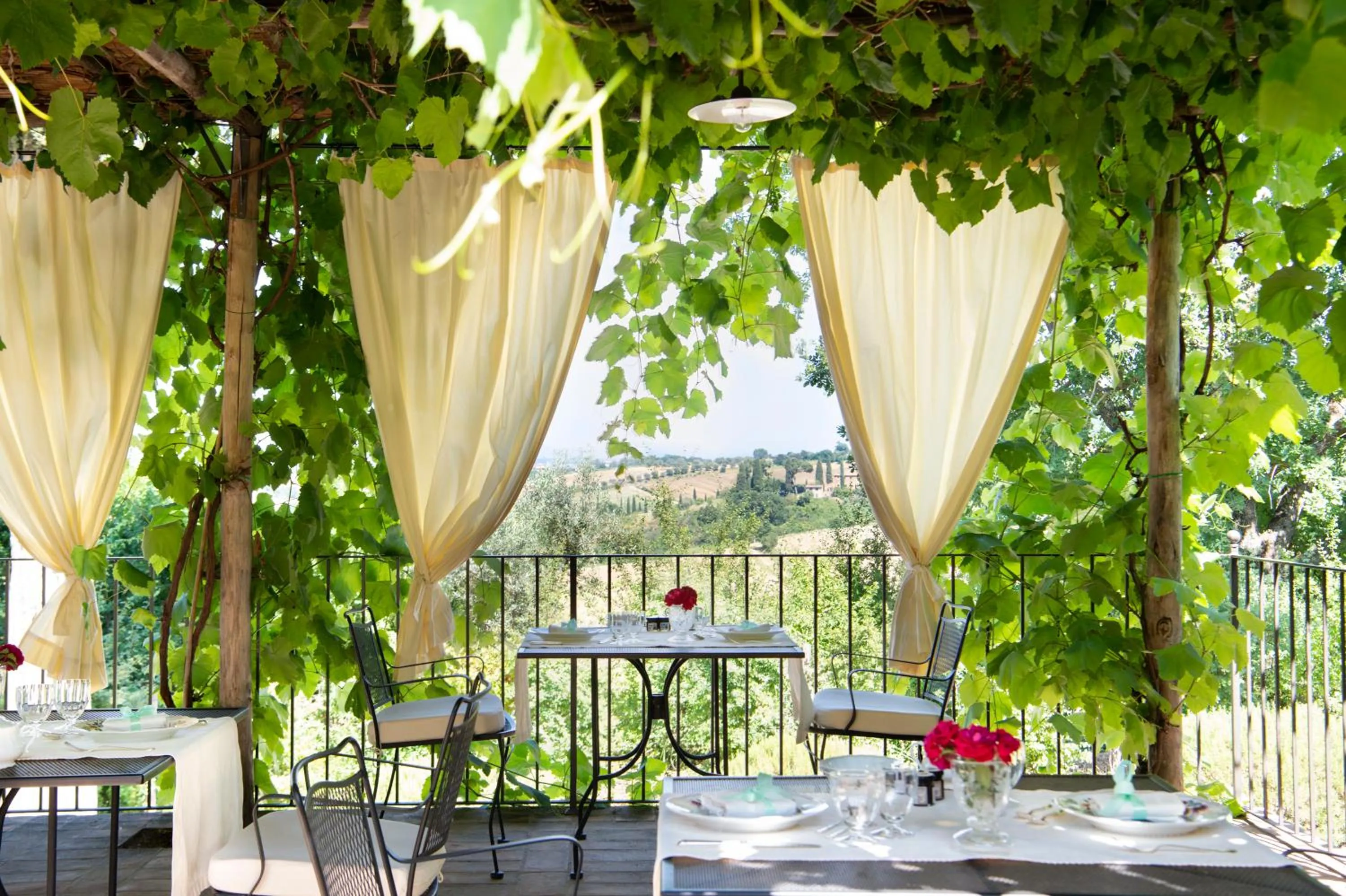 Restaurant/places to eat in Villa San Sanino - Relais in Tuscany