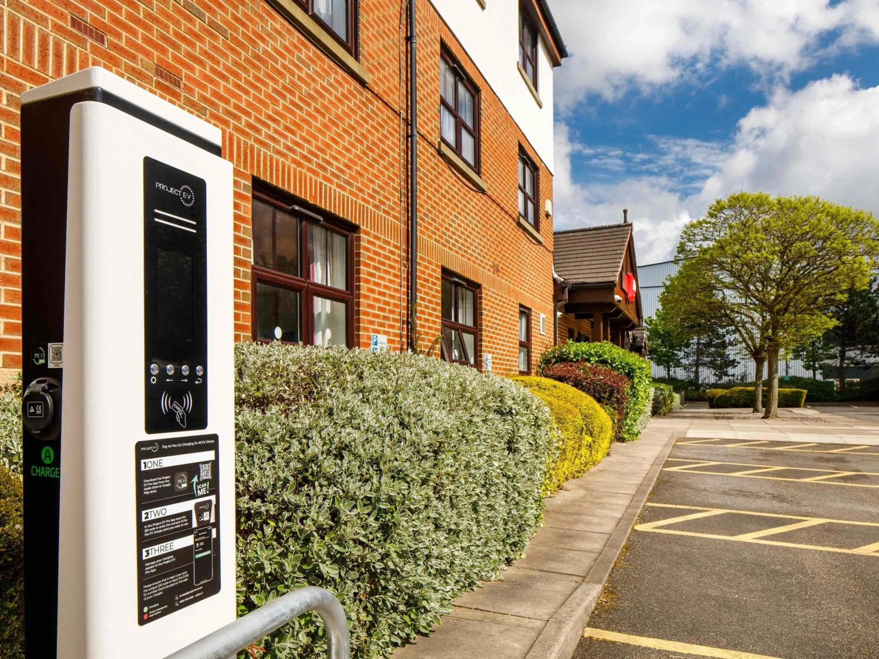 Property building in ibis Wakefield East-Castleford