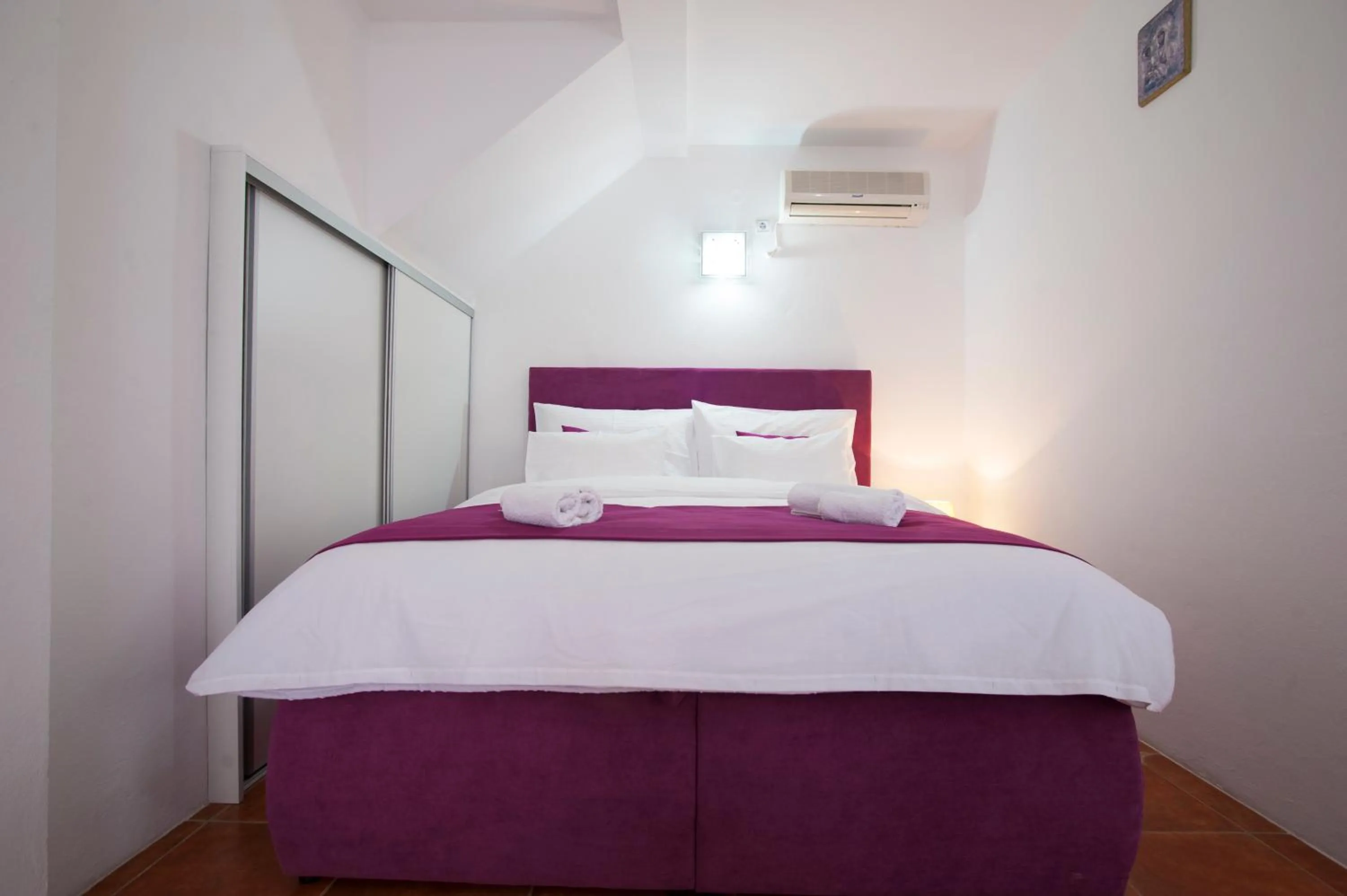 Bedroom, Bed in Apartments Grand