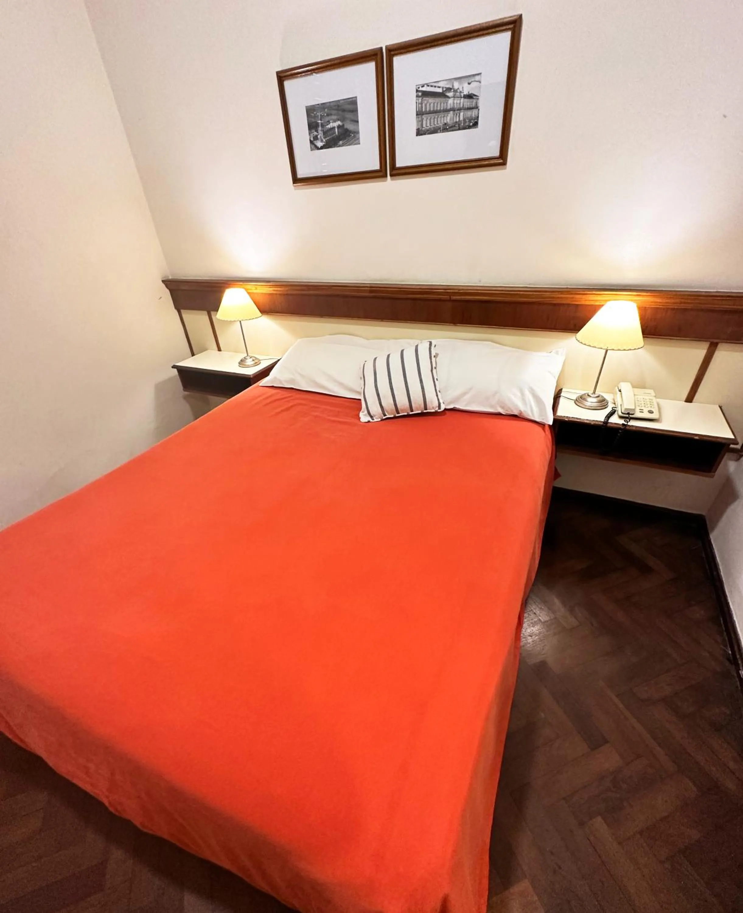 Bed in Castelar Hotel Santa Fe
