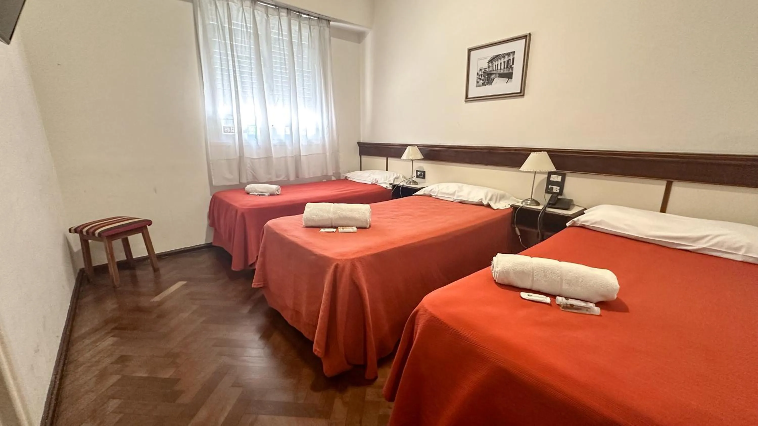 Bed in Castelar Hotel Santa Fe