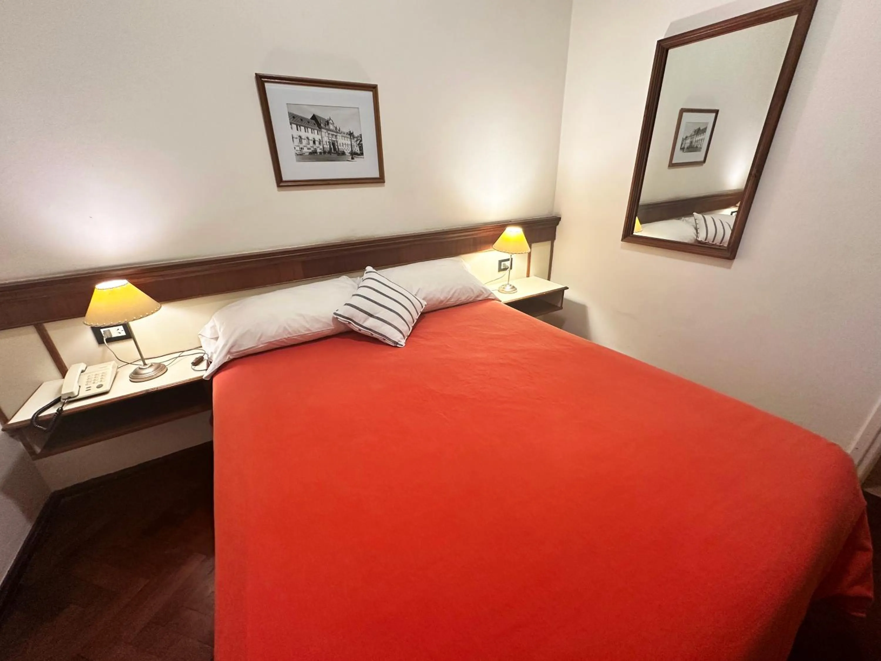 Bed in Castelar Hotel Santa Fe