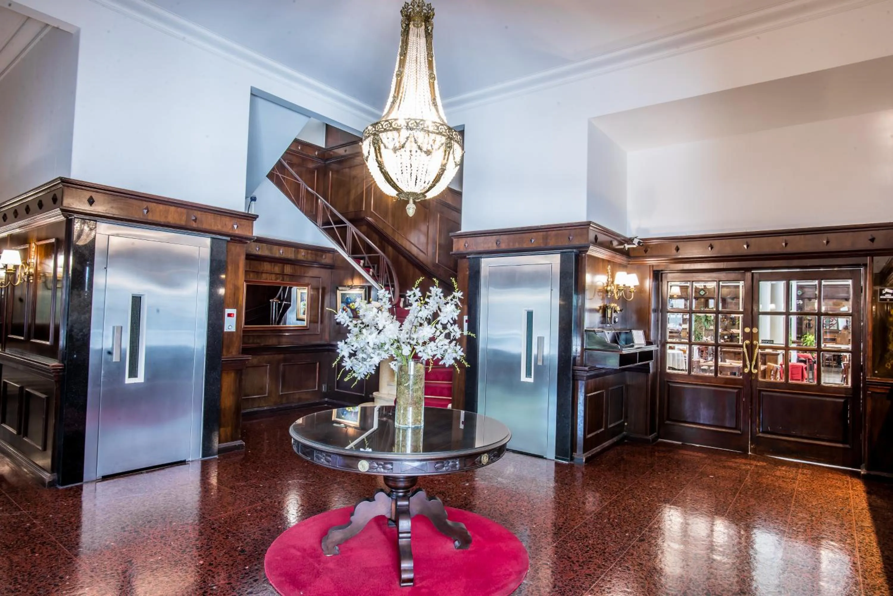 Lobby or reception in Castelar Hotel Santa Fe