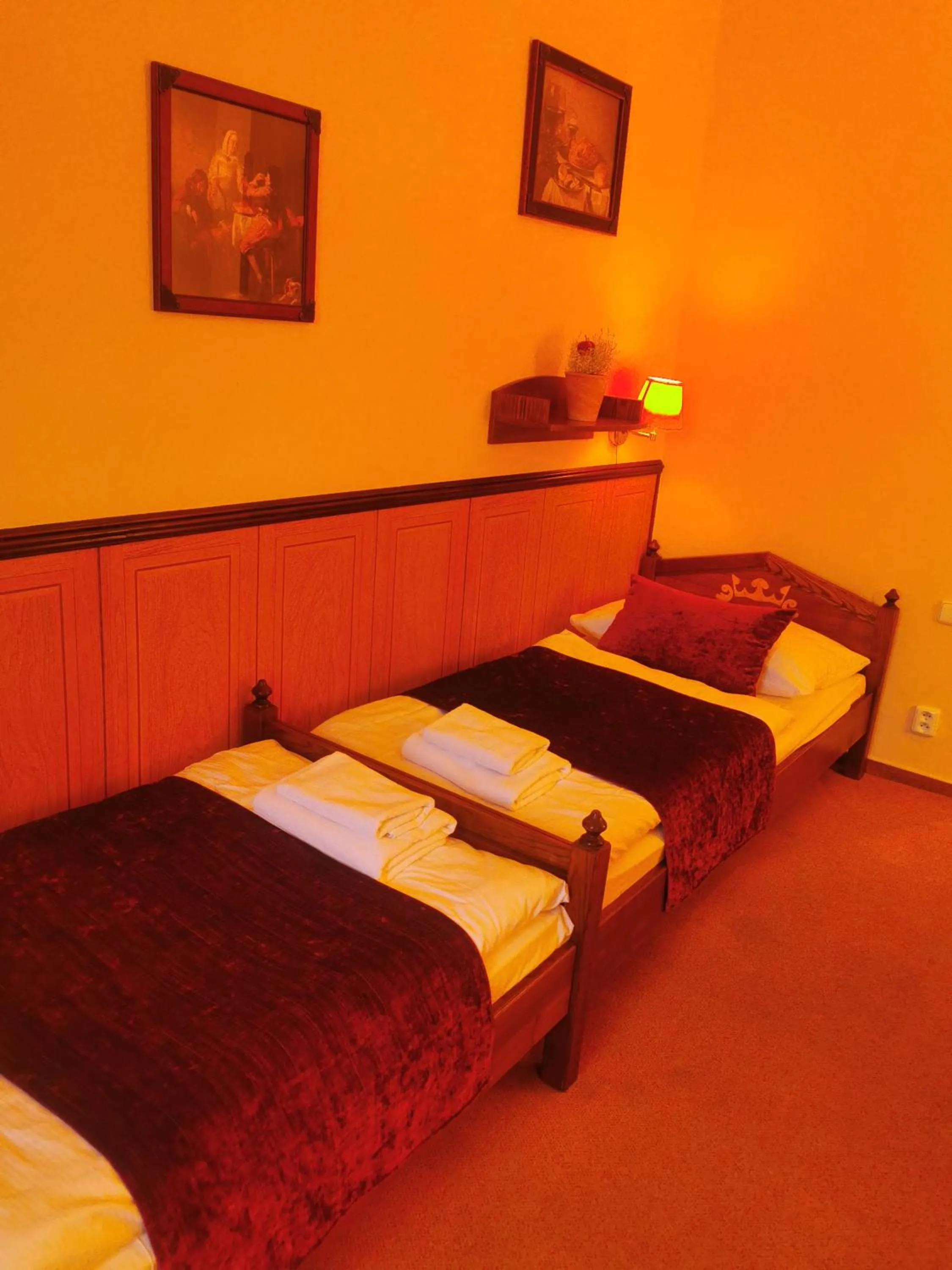 Bed in River Star Hotel