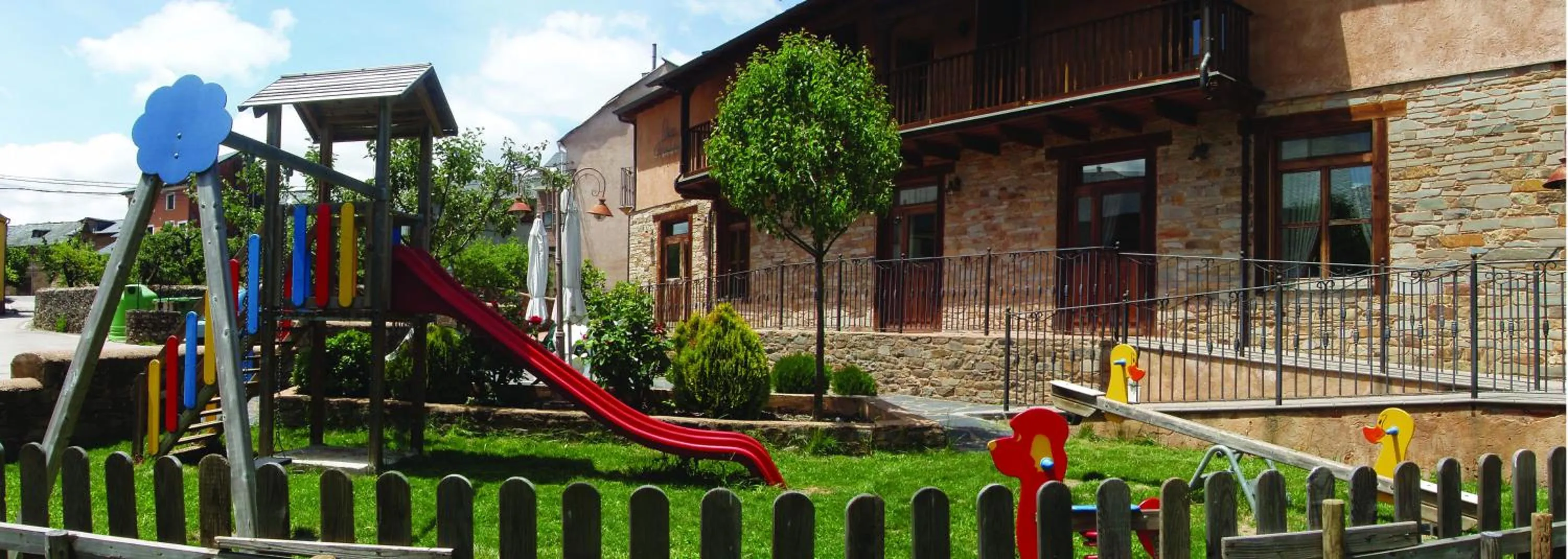 Facade/entrance in Las Fontaninas