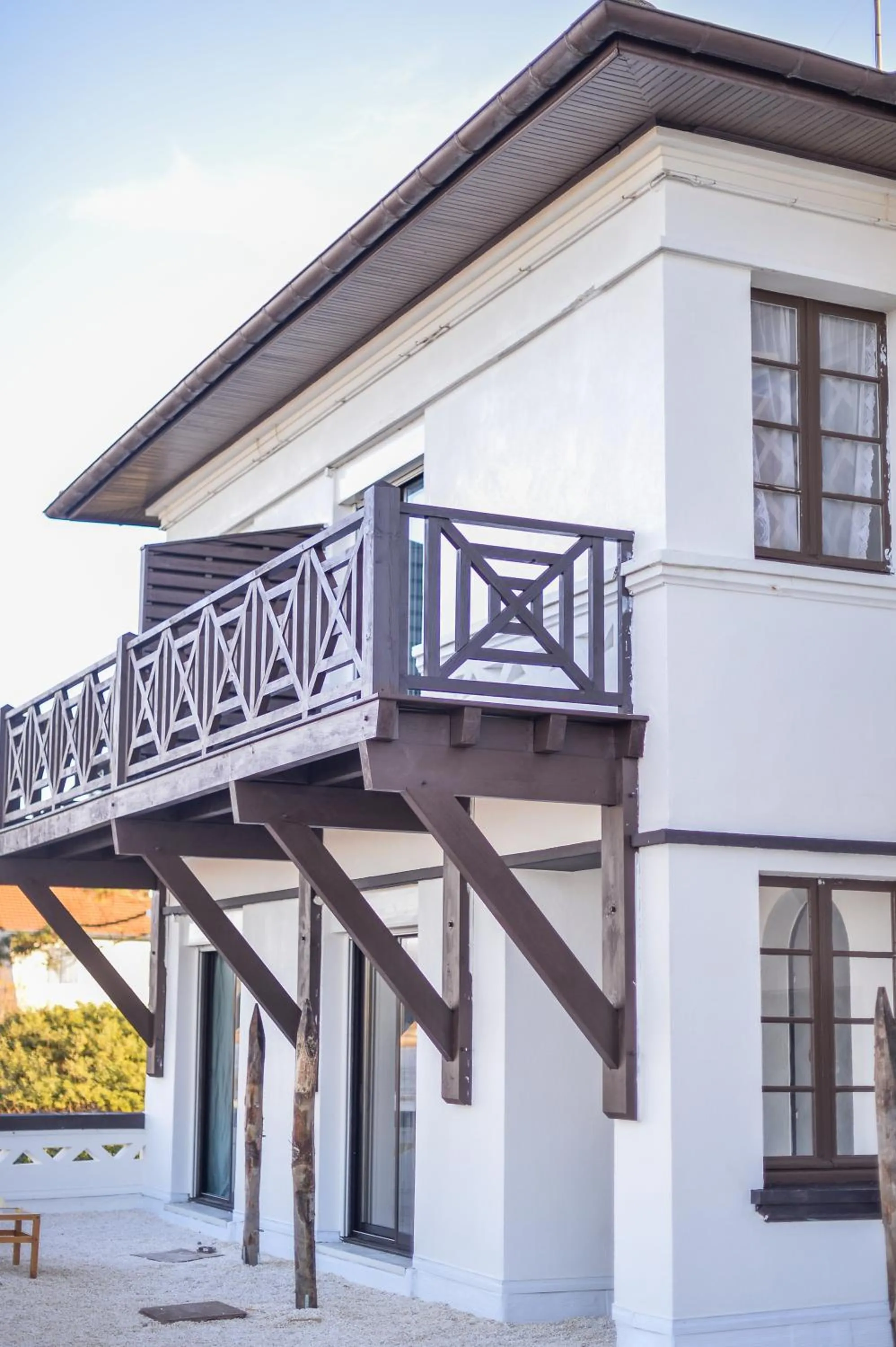 Facade/entrance in Single Fin Hotel & Lodge