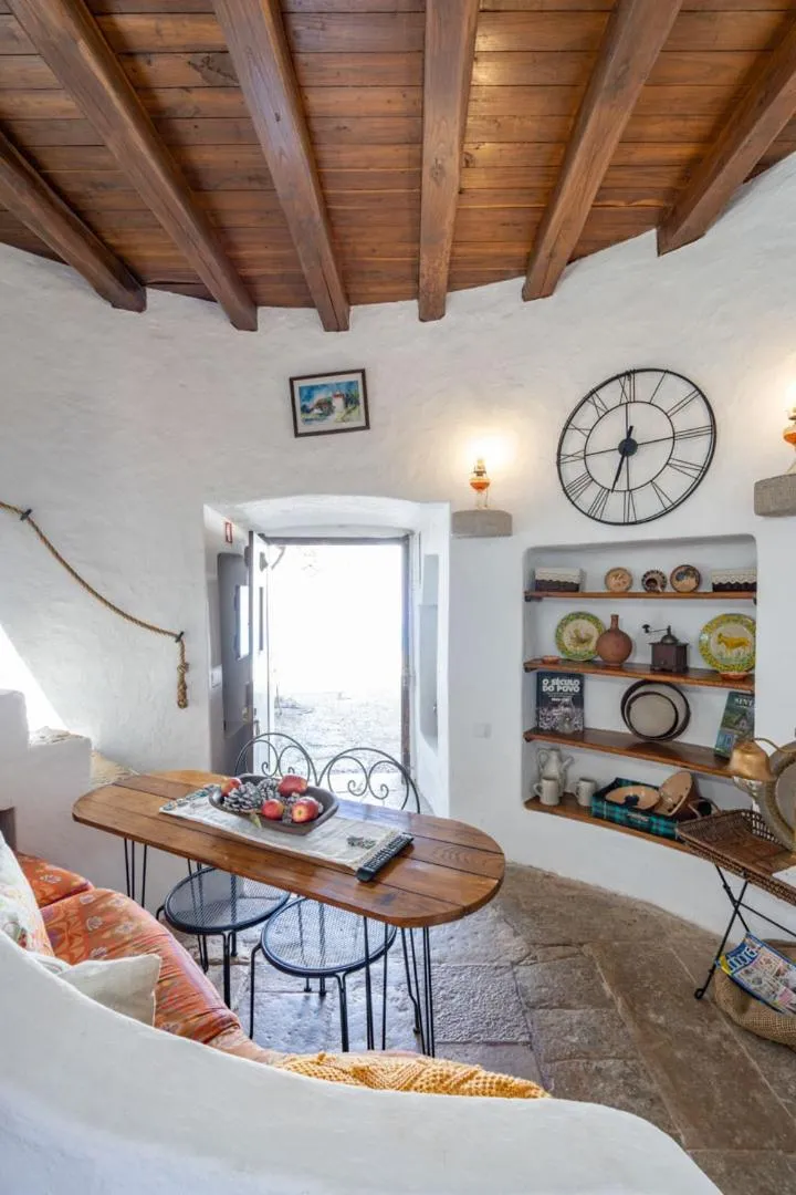 Living room in Bem Parece by Umbral