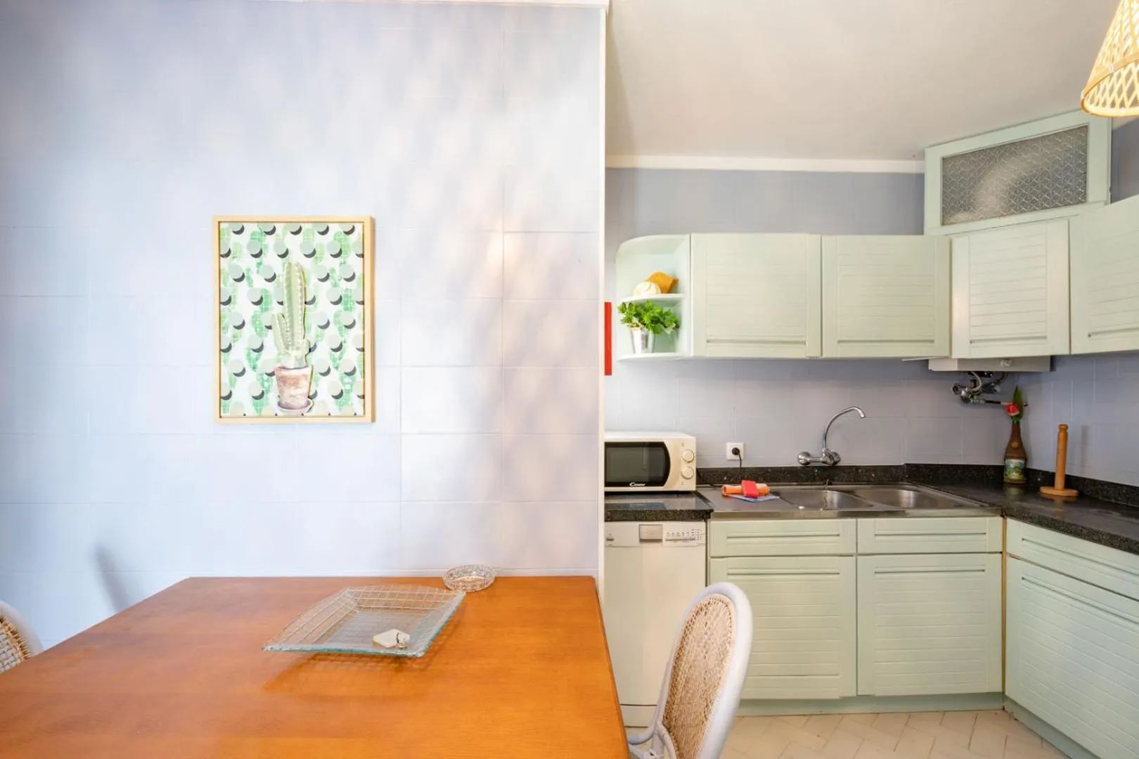 kitchen in Bem Parece by Umbral