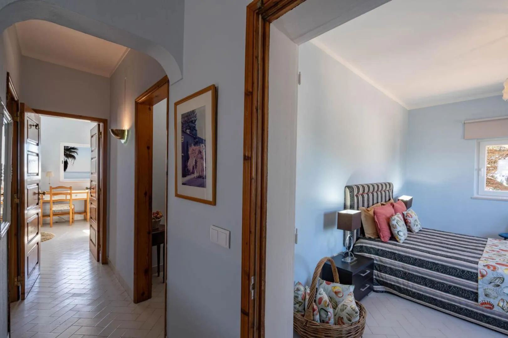 Bedroom, Bed in Bem Parece by Umbral