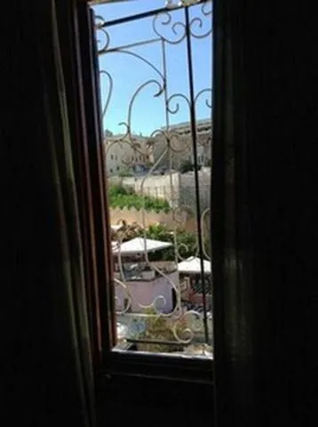 Photo of the whole room in Hôtel Tijani