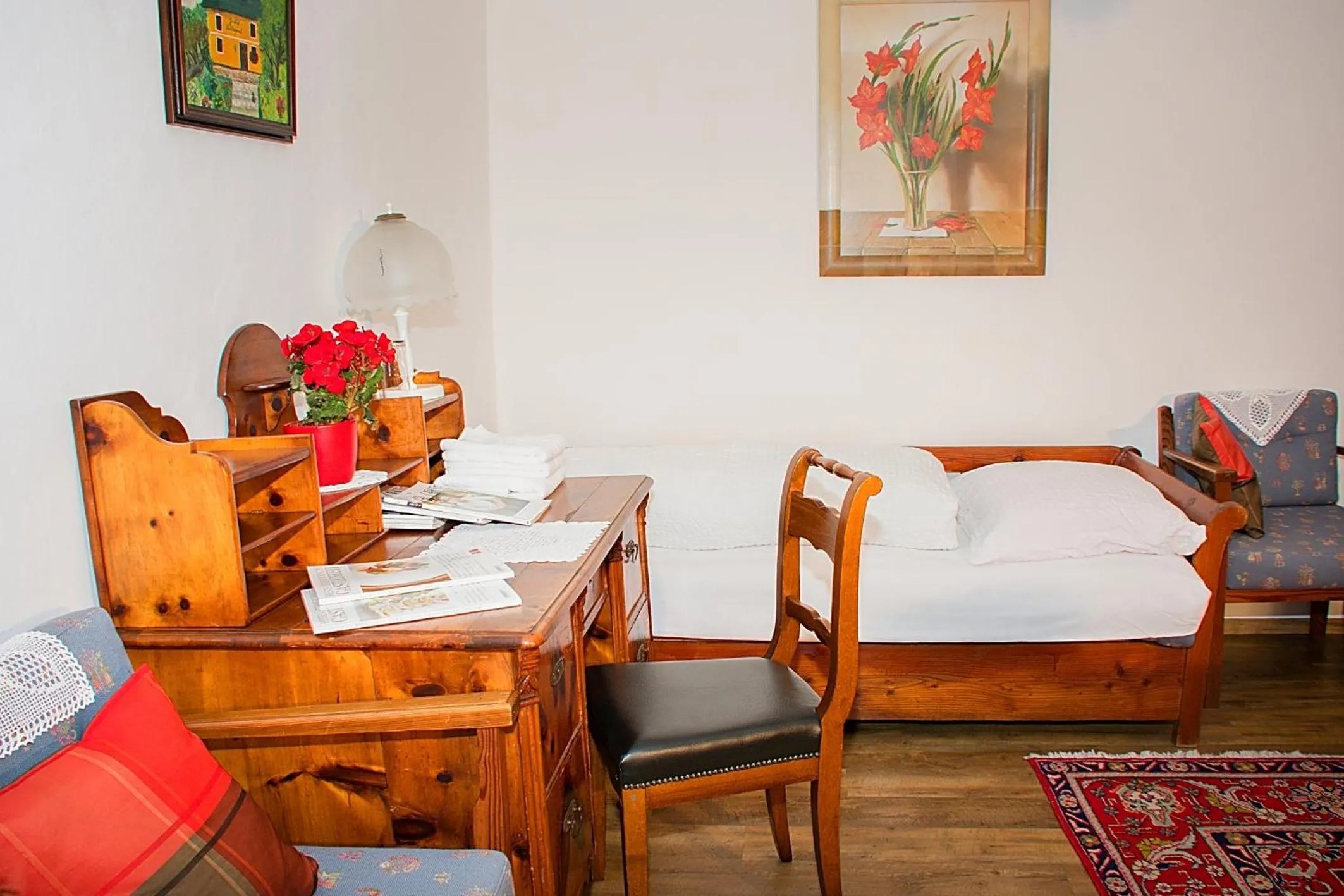 Bed in Gasthof Hohlwegwirt