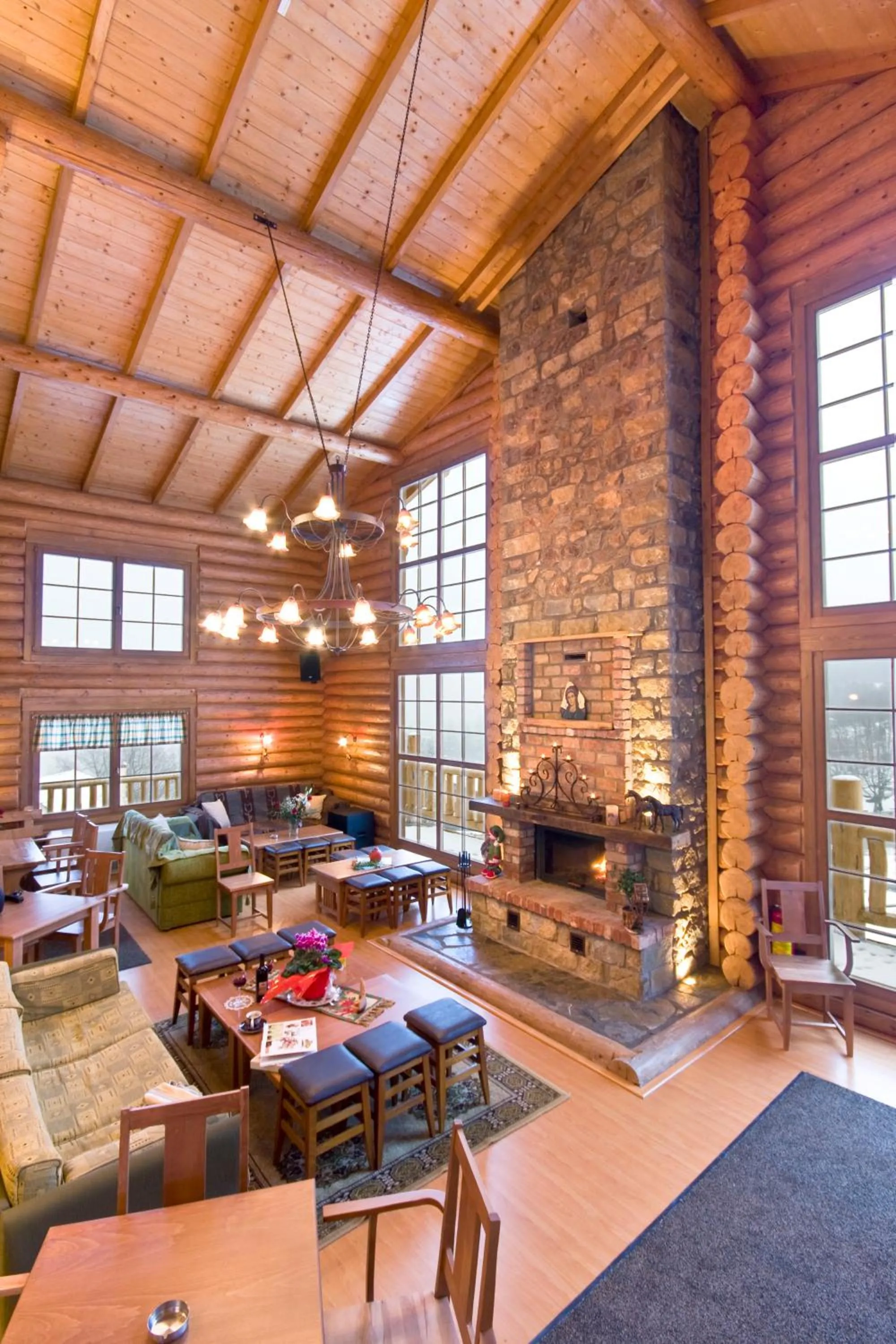 Property building in Sfendamos Wood Village