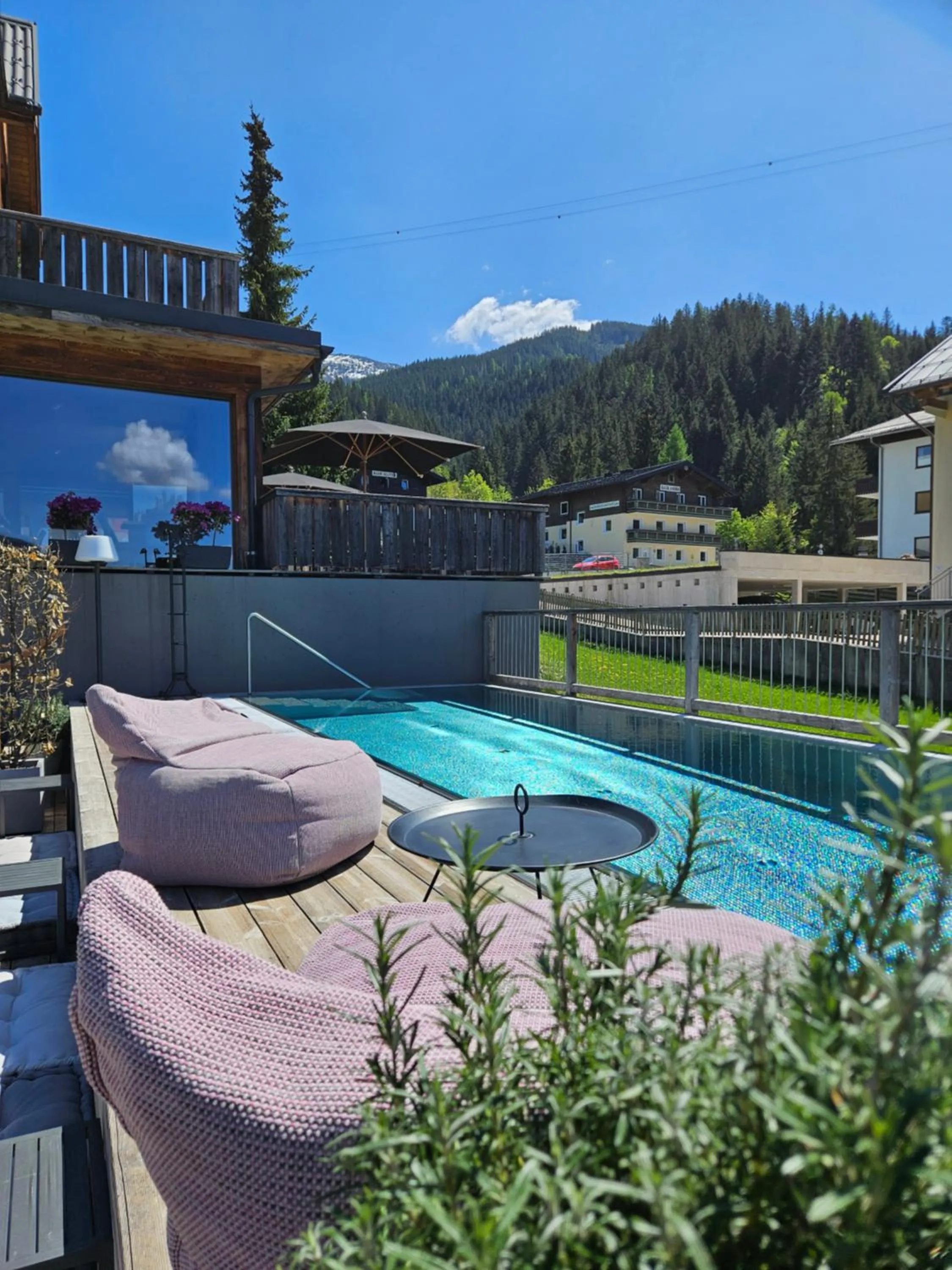Pool view in ALMMONTE SENSUM SUITES - Funky Living Hotel