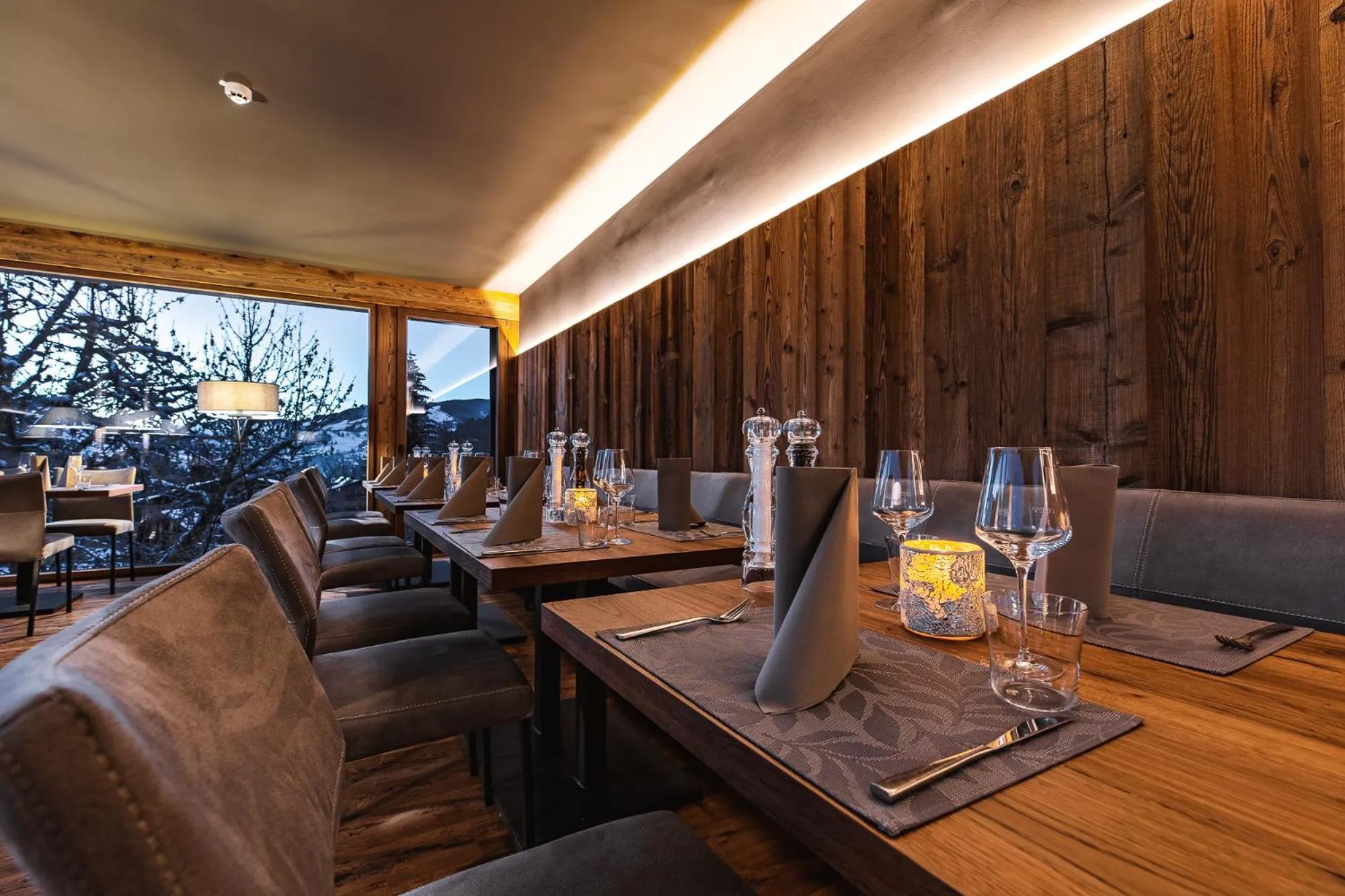 Restaurant/places to eat in ALMMONTE SENSUM SUITES - Funky Living Hotel