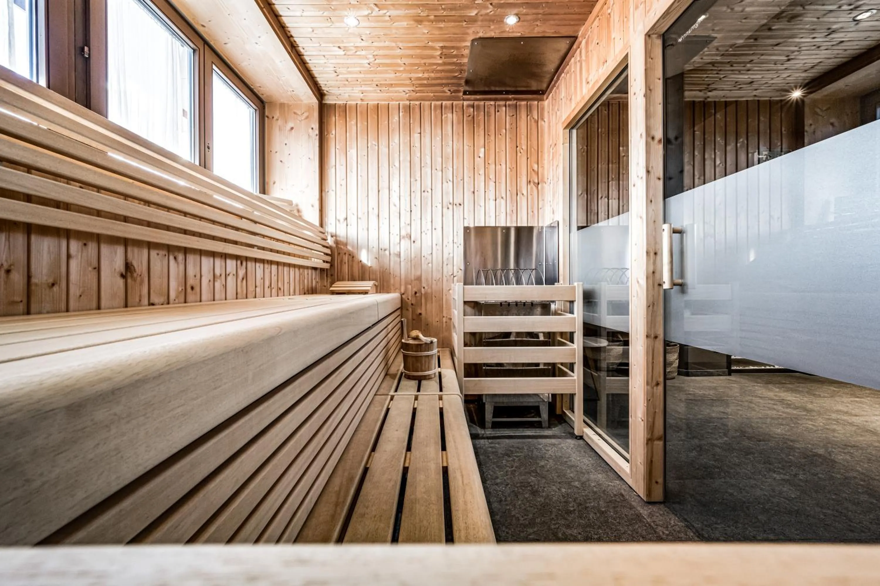 Sauna in ALMMONTE SENSUM SUITES - Funky Living Hotel