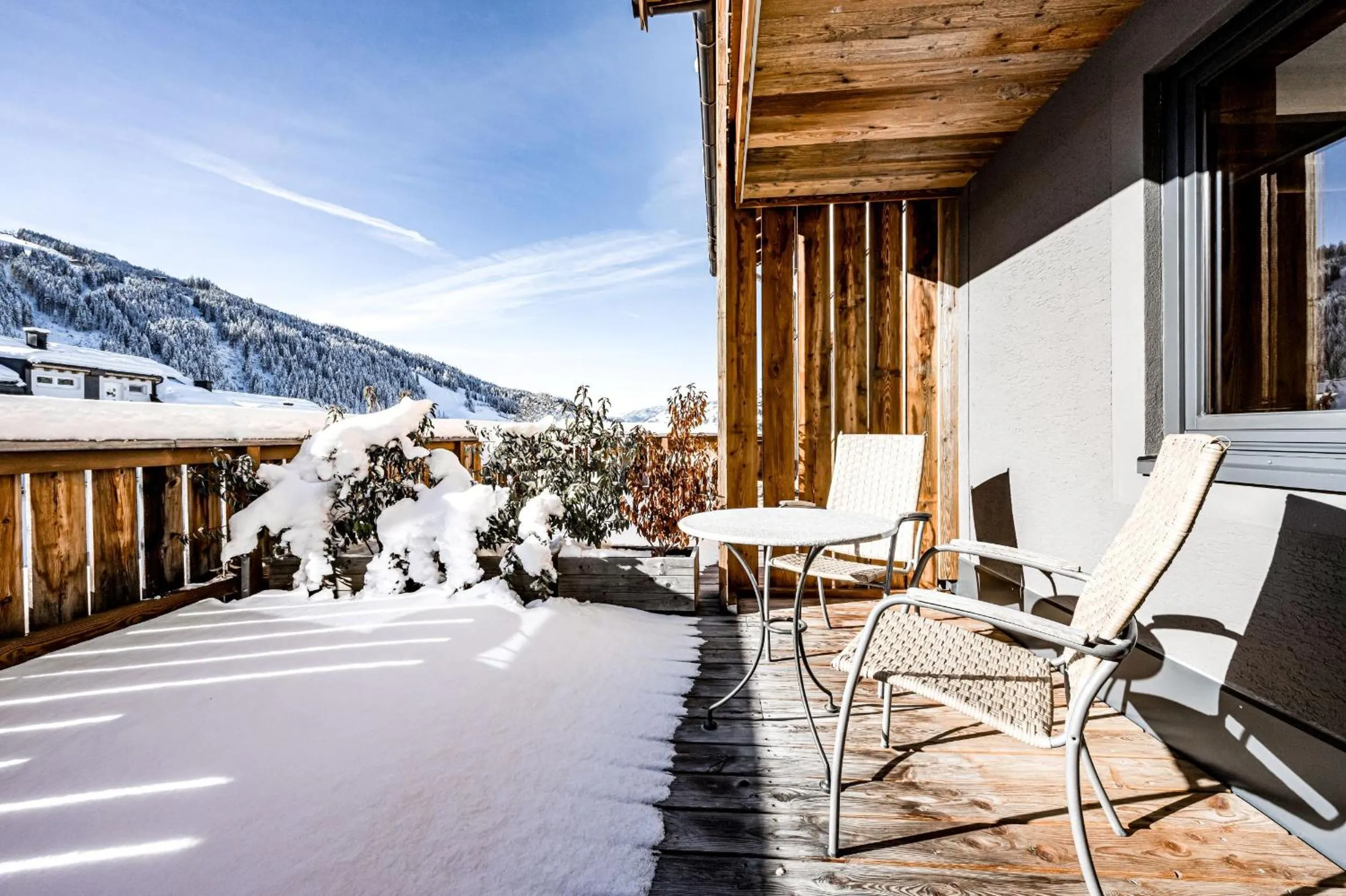 Winter in ALMMONTE SENSUM SUITES - Funky Living Hotel