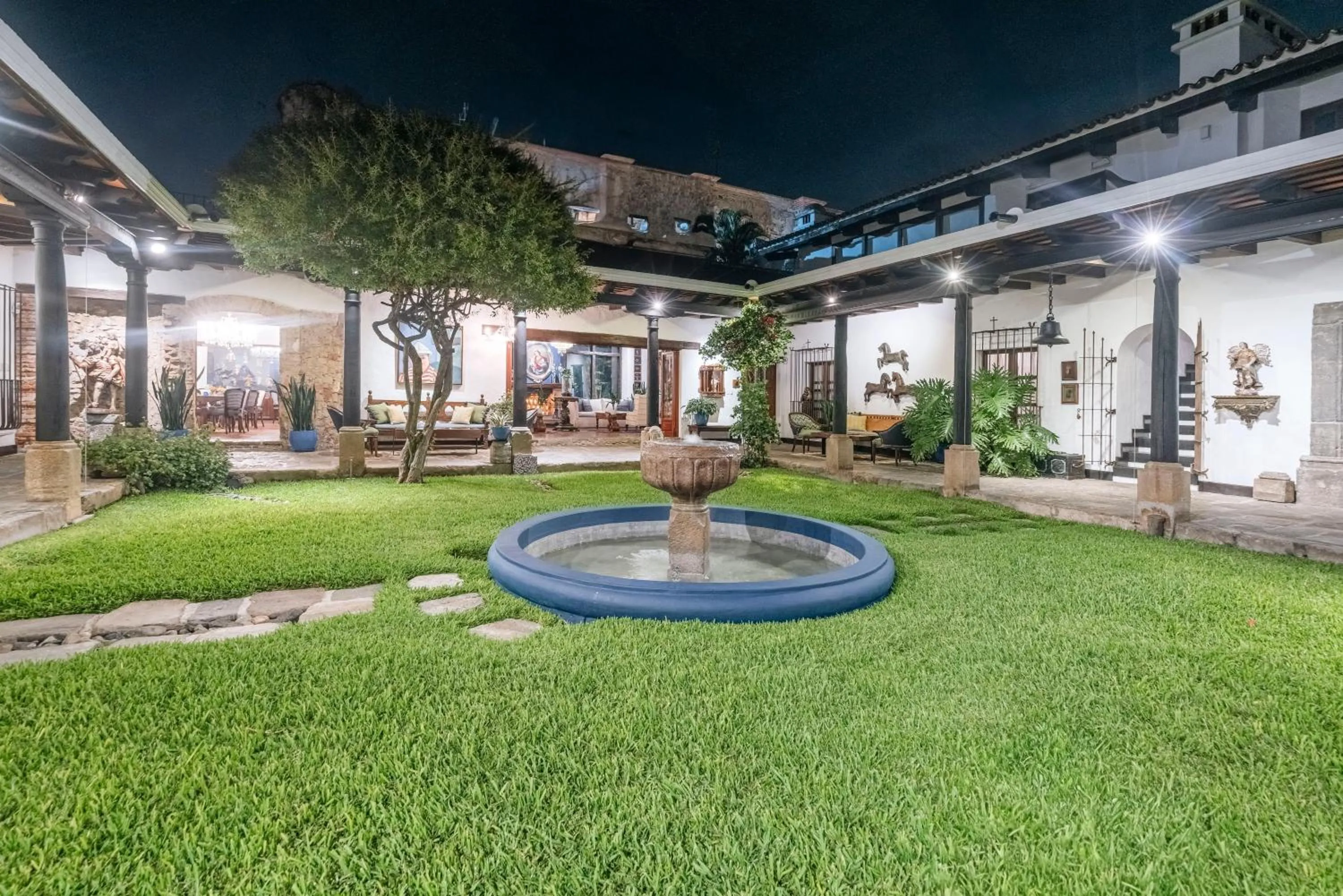 Patio in Las Cruces Boutique Hotel