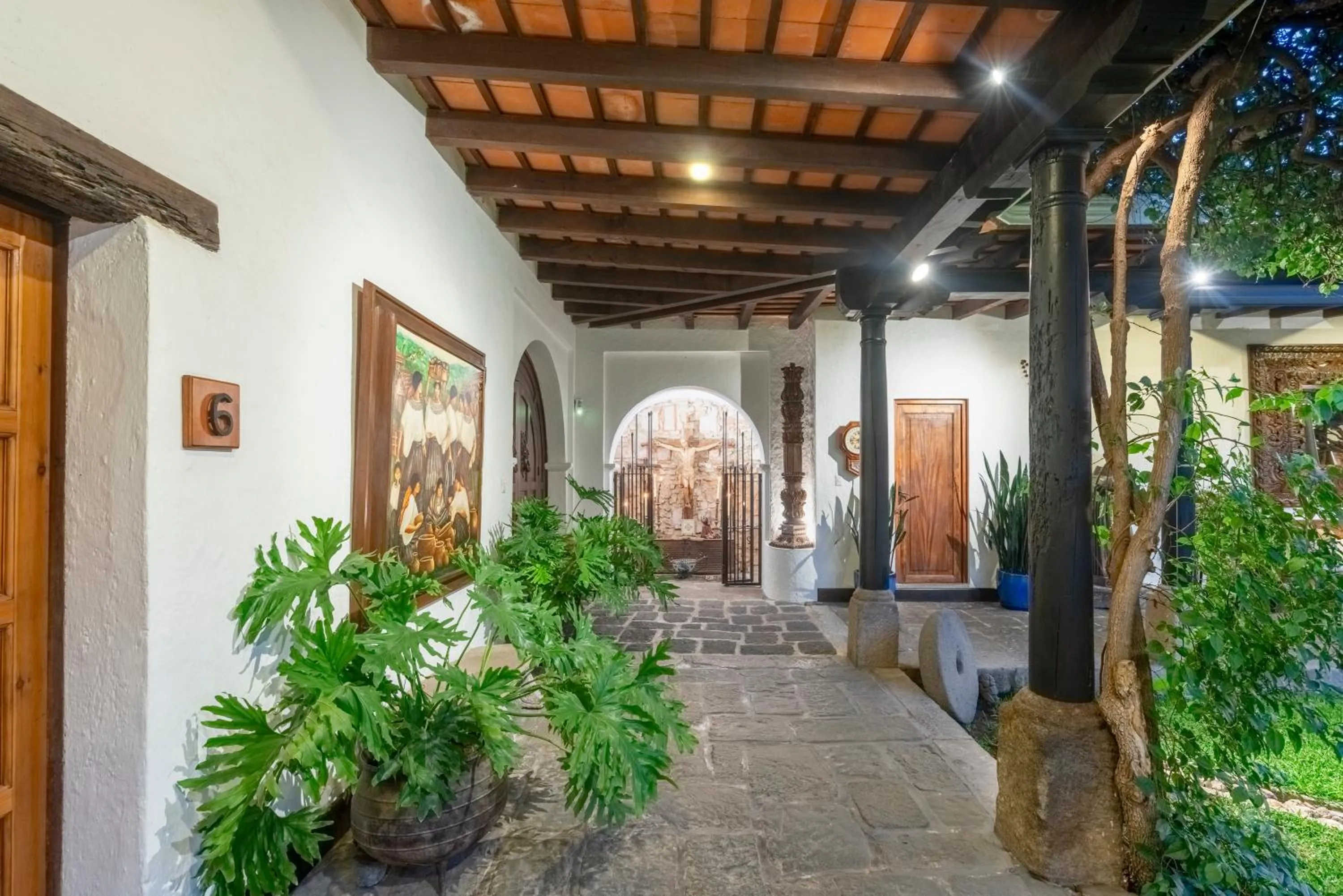 Patio in Las Cruces Boutique Hotel