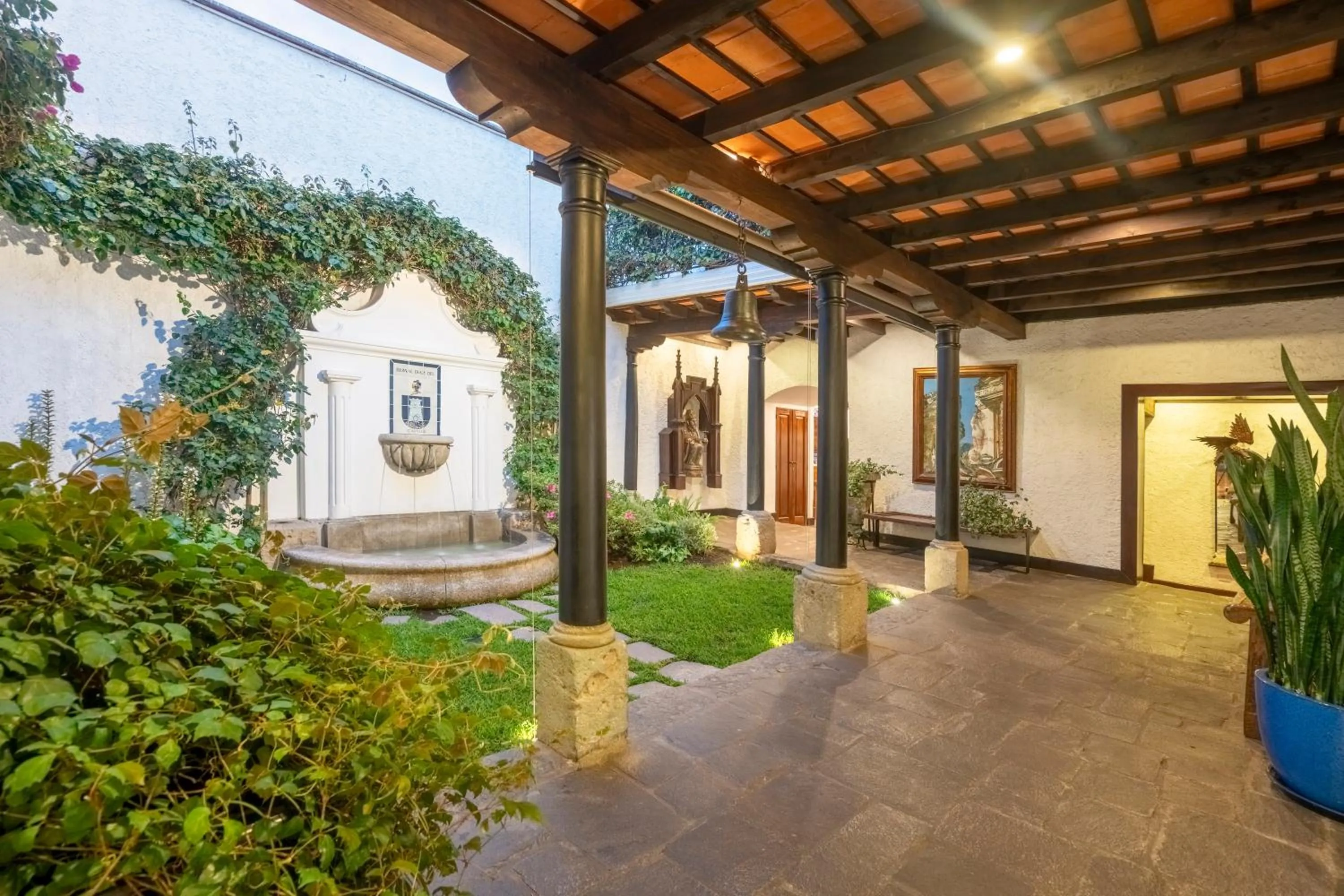 Patio in Las Cruces Boutique Hotel