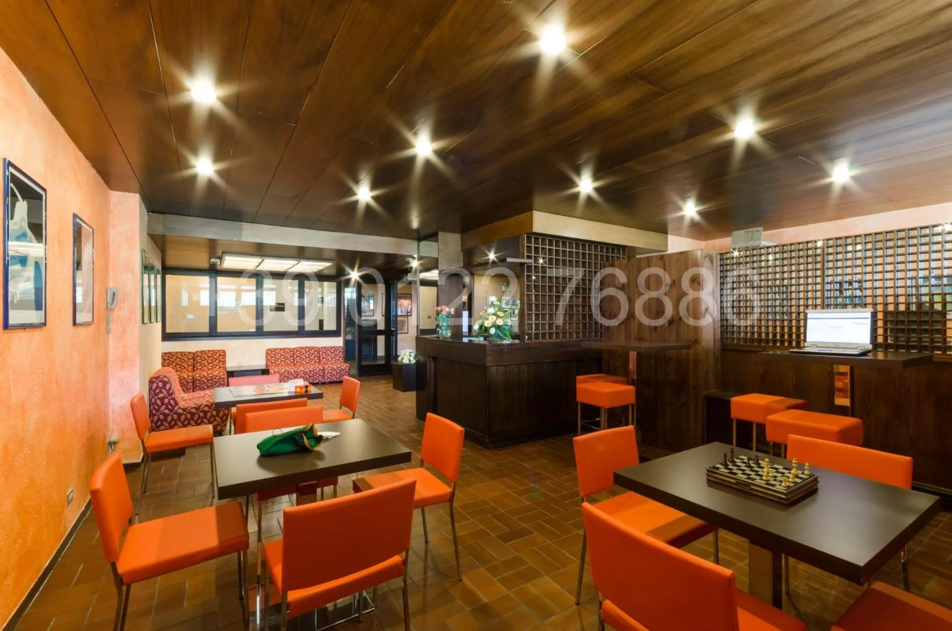 Communal lounge/ TV room in Resort Palace Sestriere 1 e 2