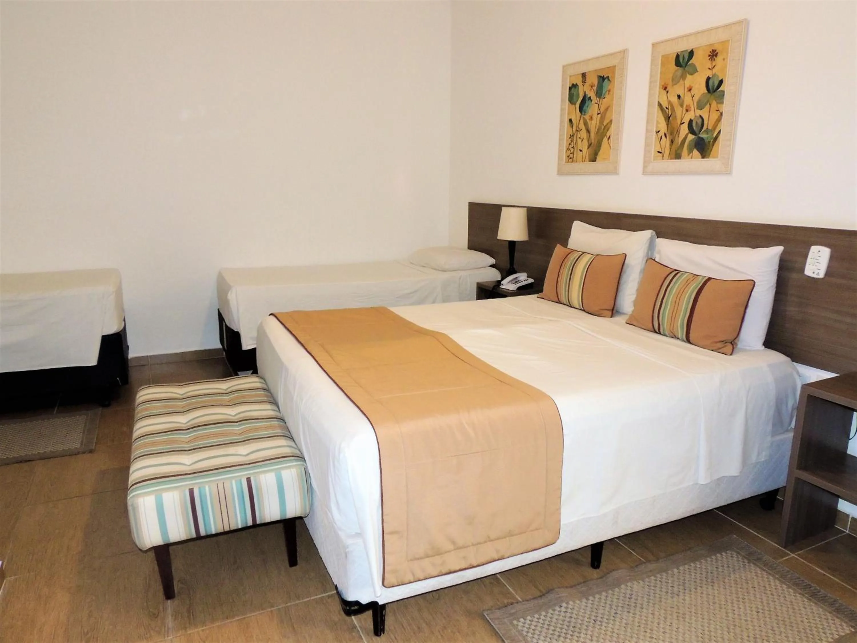 Bed in Hotel Água Viva - Cachoeira Paulista - SP - Próximo a Canção Nova