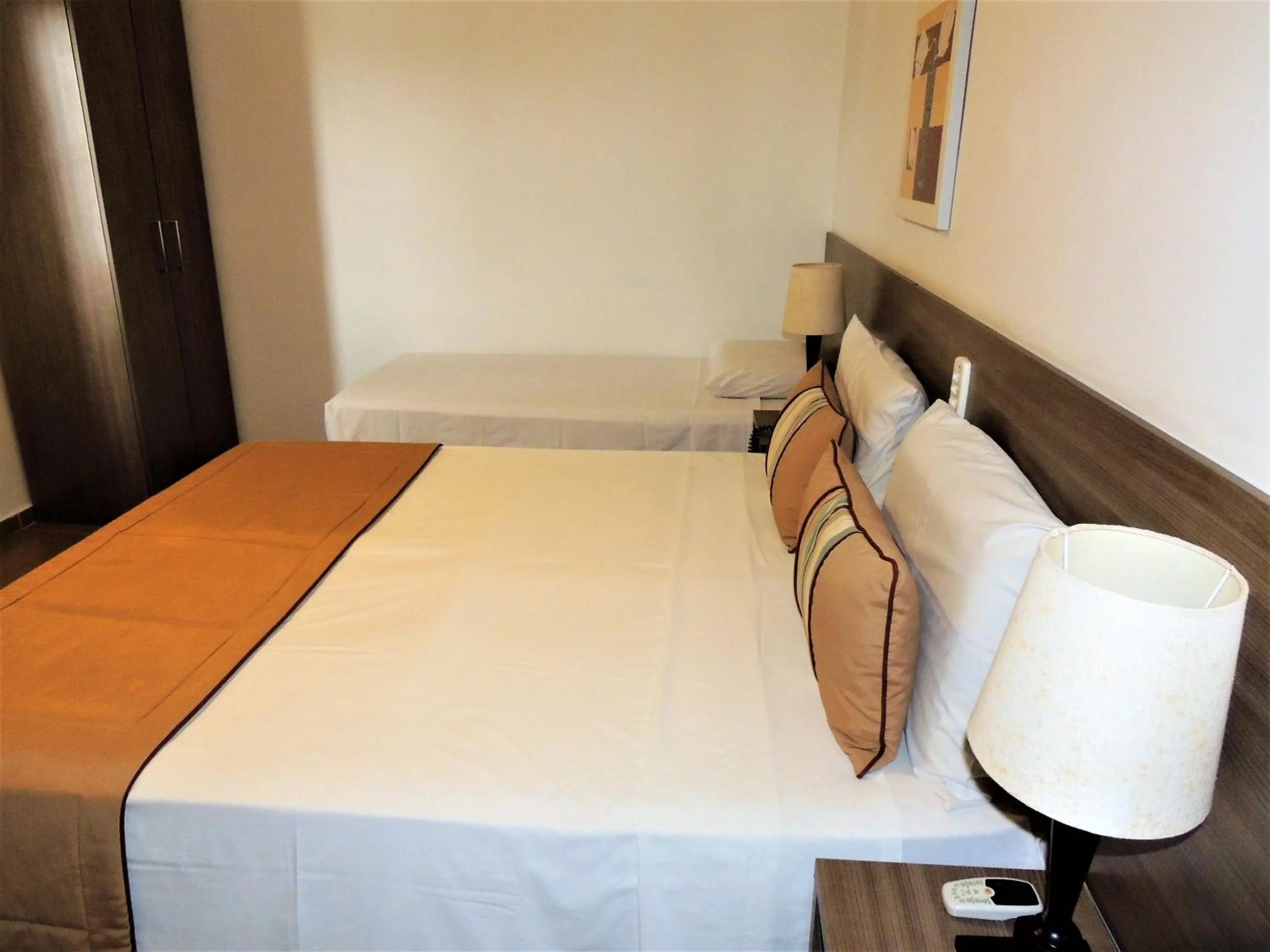 Bed in Hotel Água Viva - Cachoeira Paulista - SP - Próximo a Canção Nova