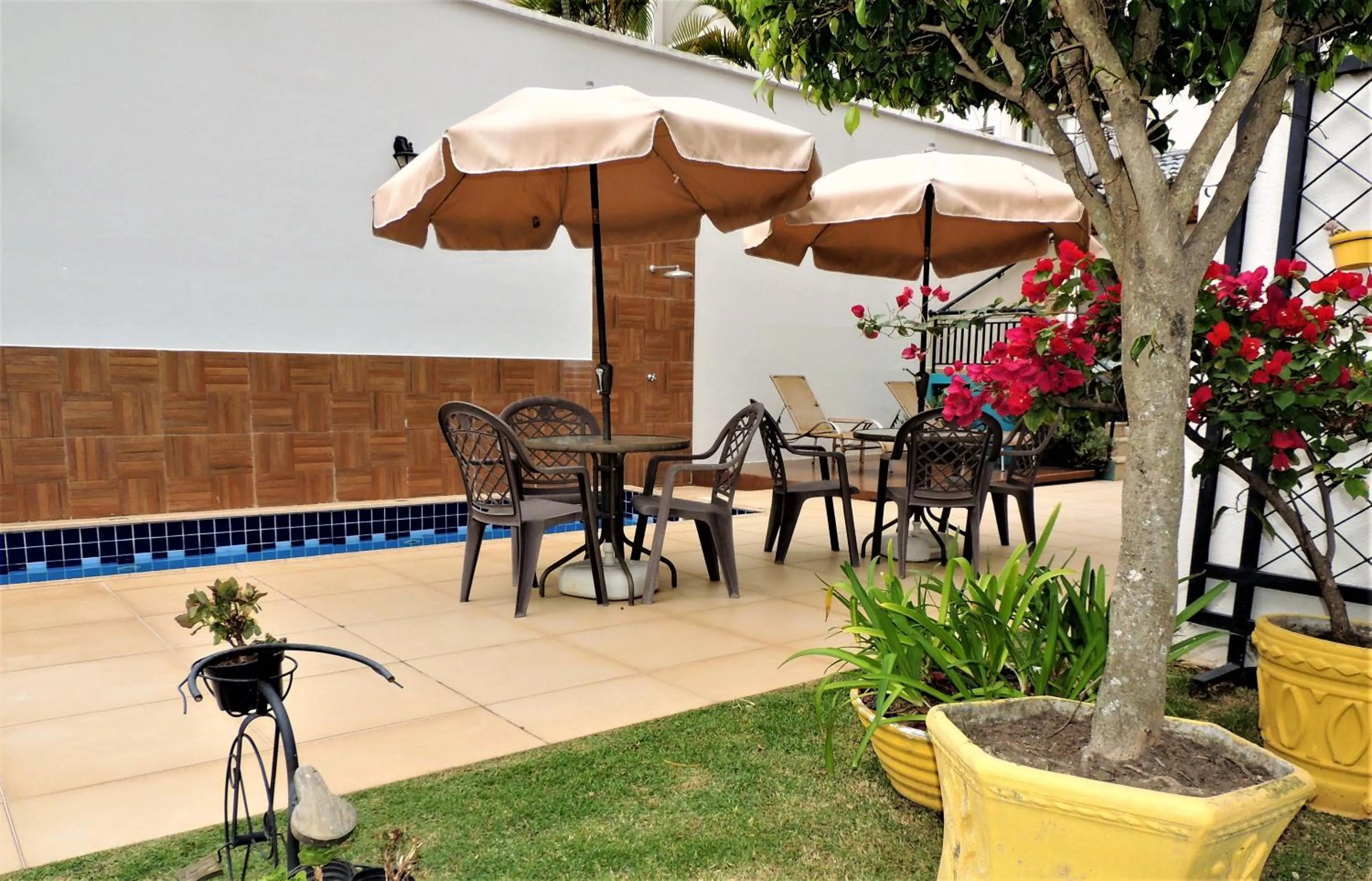 Swimming pool in Hotel Água Viva - Cachoeira Paulista - SP - Próximo a Canção Nova