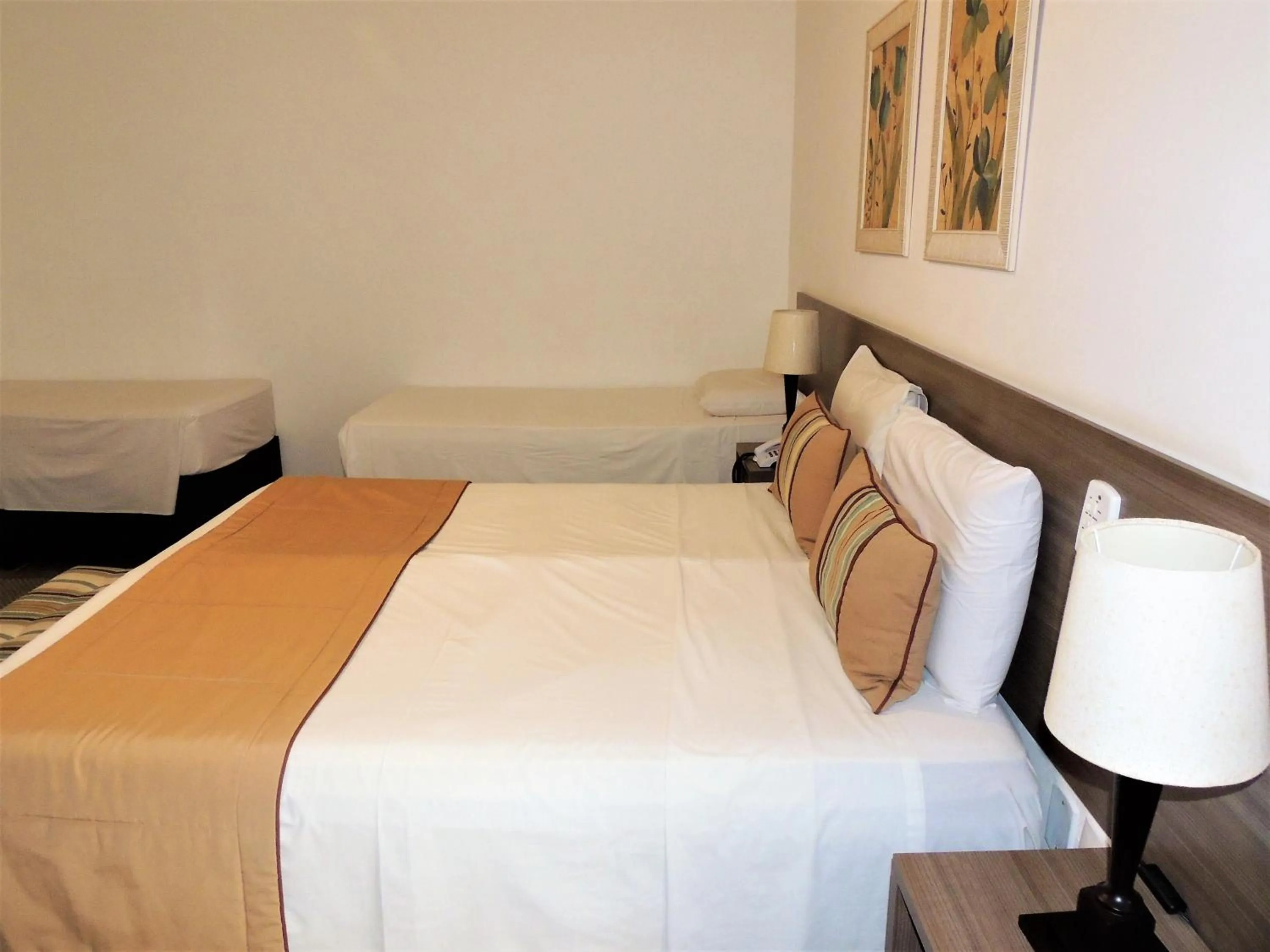 Bed in Hotel Água Viva - Cachoeira Paulista - SP - Próximo a Canção Nova