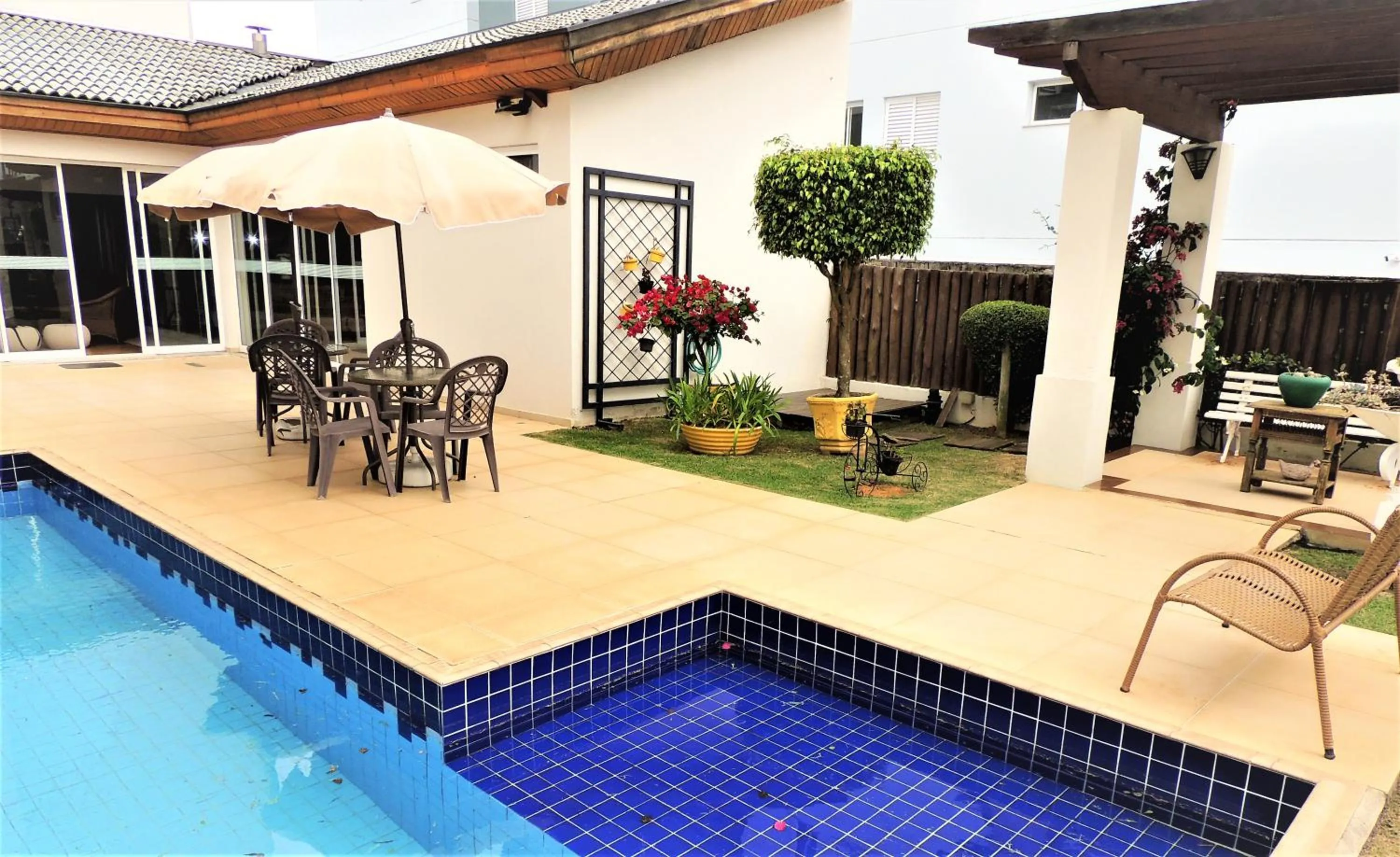 Pool view in Hotel Água Viva - Cachoeira Paulista - SP - Próximo a Canção Nova