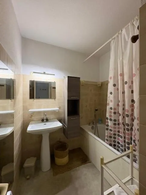 Hôtel Studios Les Acacias