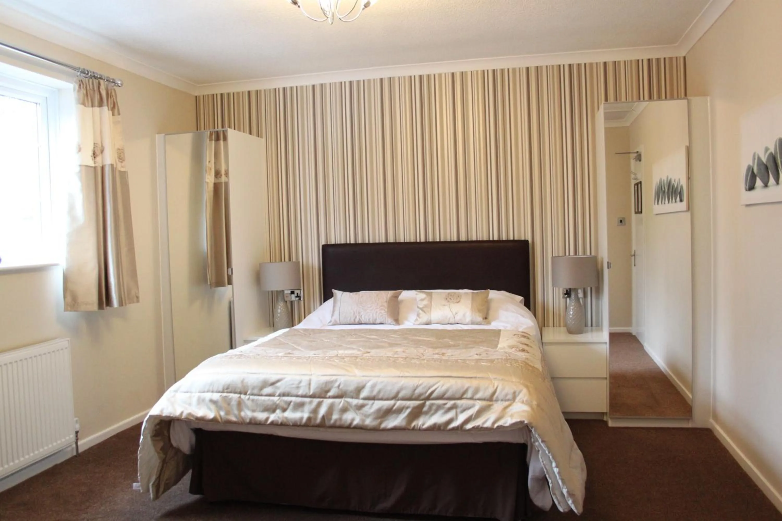 Photo of the whole room, Bed in Abbey Grange Hotel
