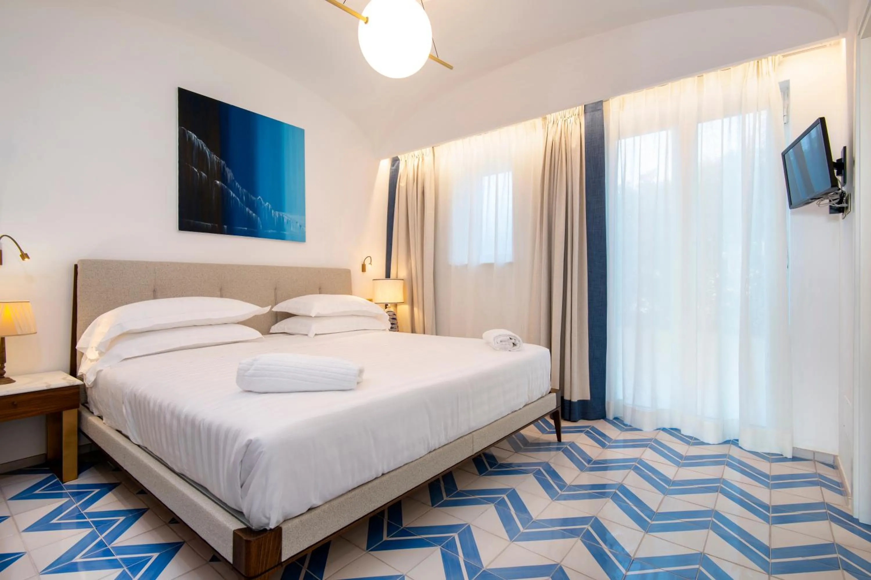 Bed in OraBlu Villas