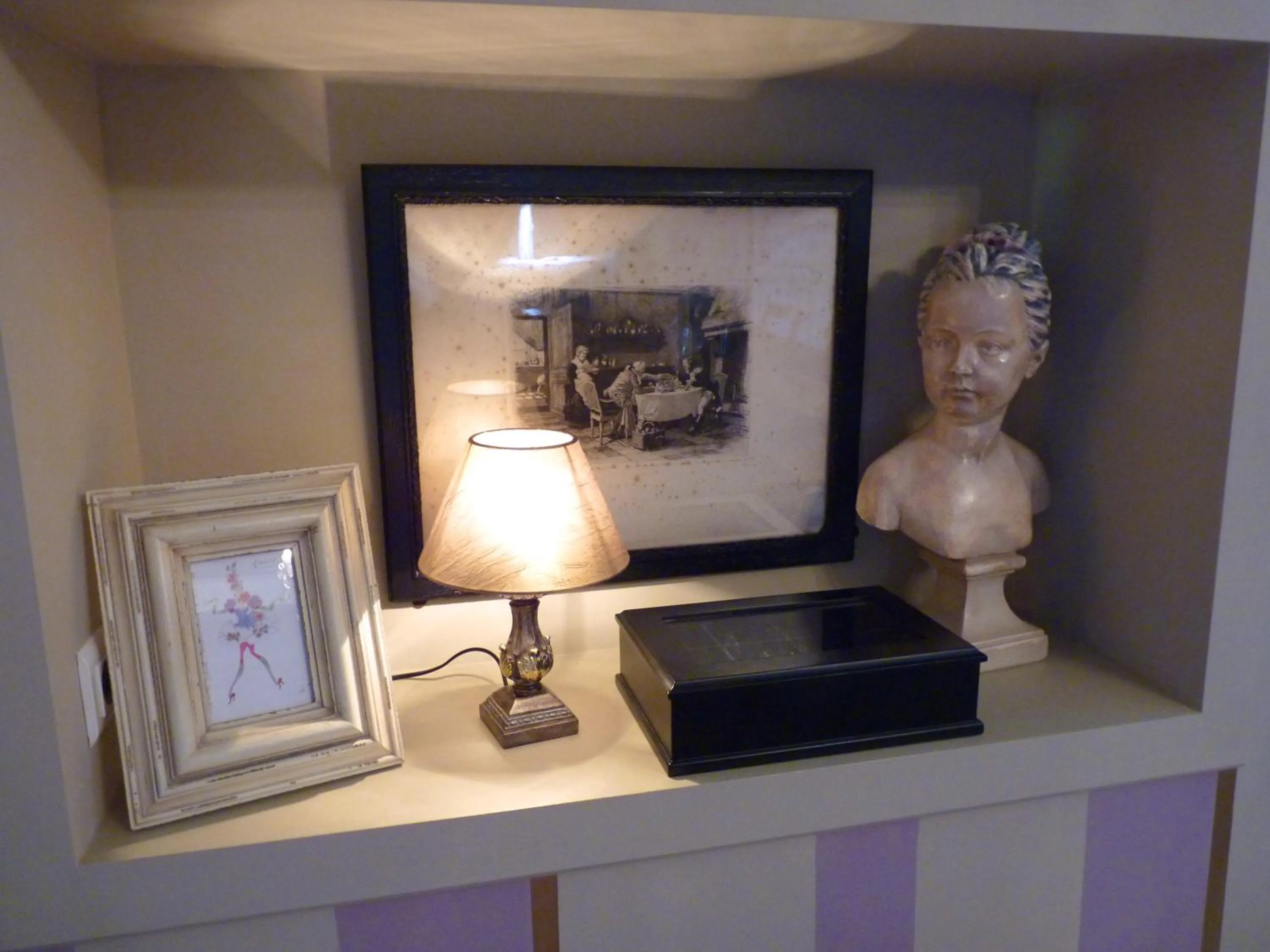 Decorative detail in Chambres d'Hôte Le Clos de L'Argolay