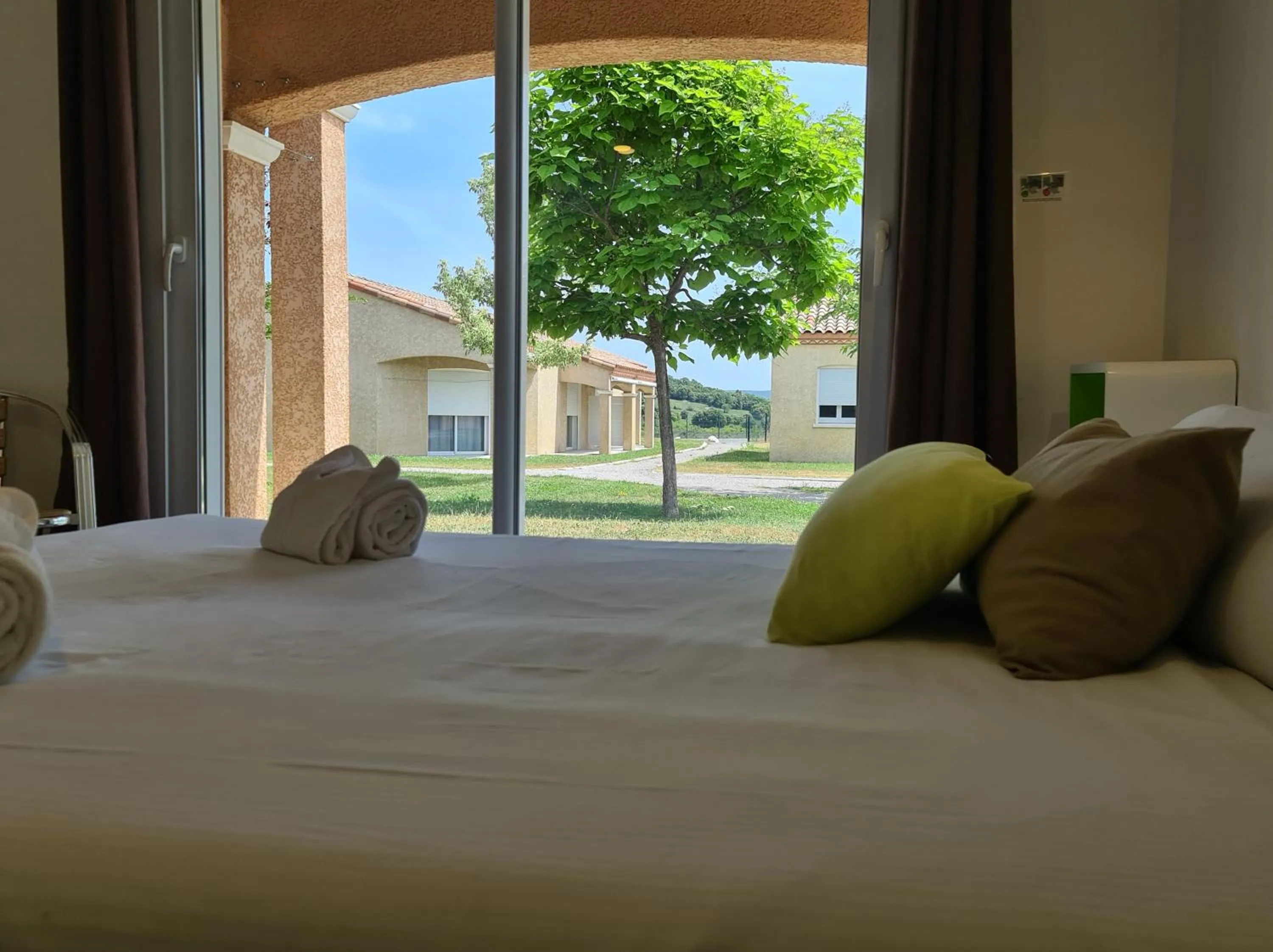 Bedroom, Bed in Park & Suites Village Gorges de l'Hérault-Cévennes