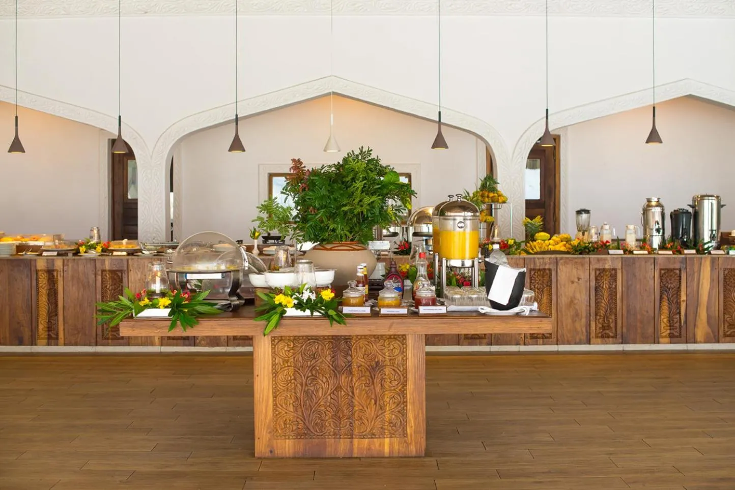 Restaurant/places to eat in Konokono Beach Resort and Isaraya Luxury Overwater Villas